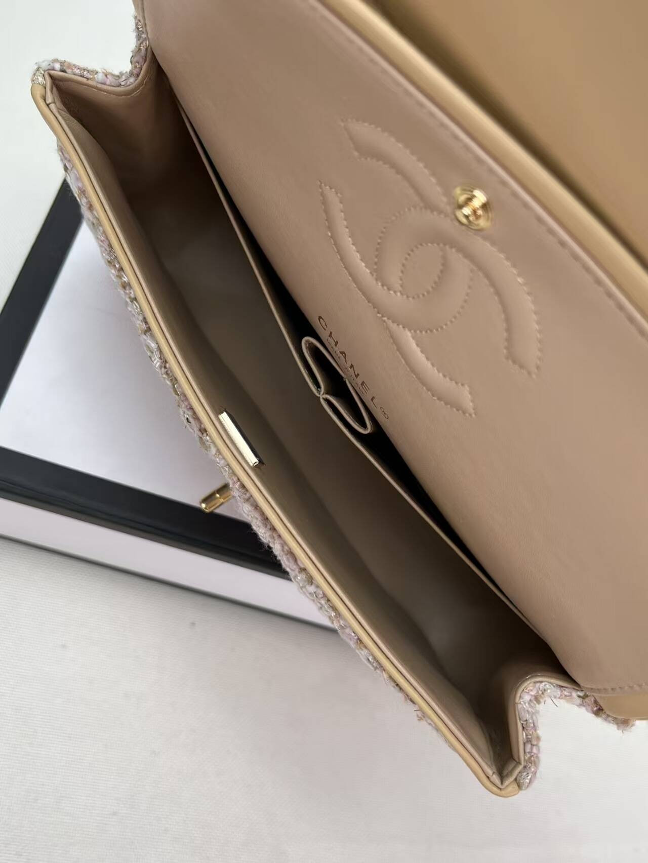 Ch*el classic flap bag 25x15x6cm