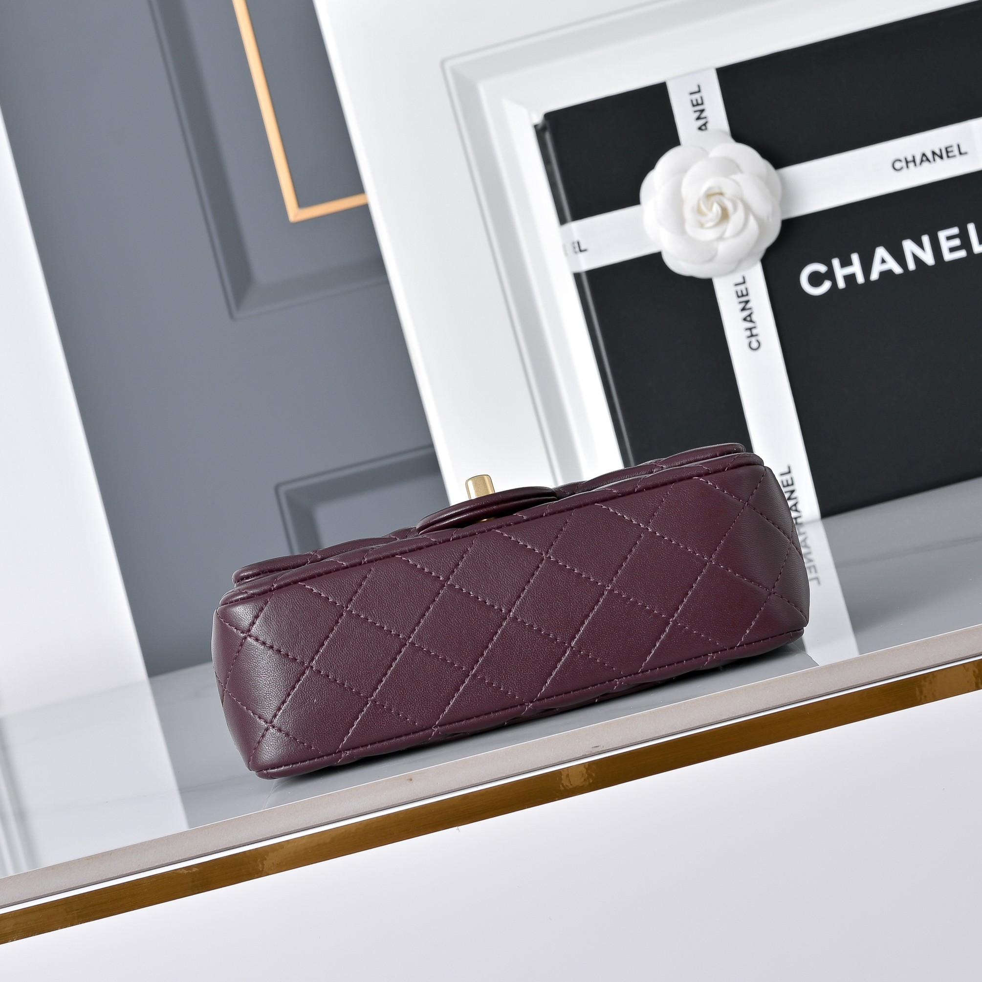 Ch*el flap bag burgundy as1787 20x13x7cm