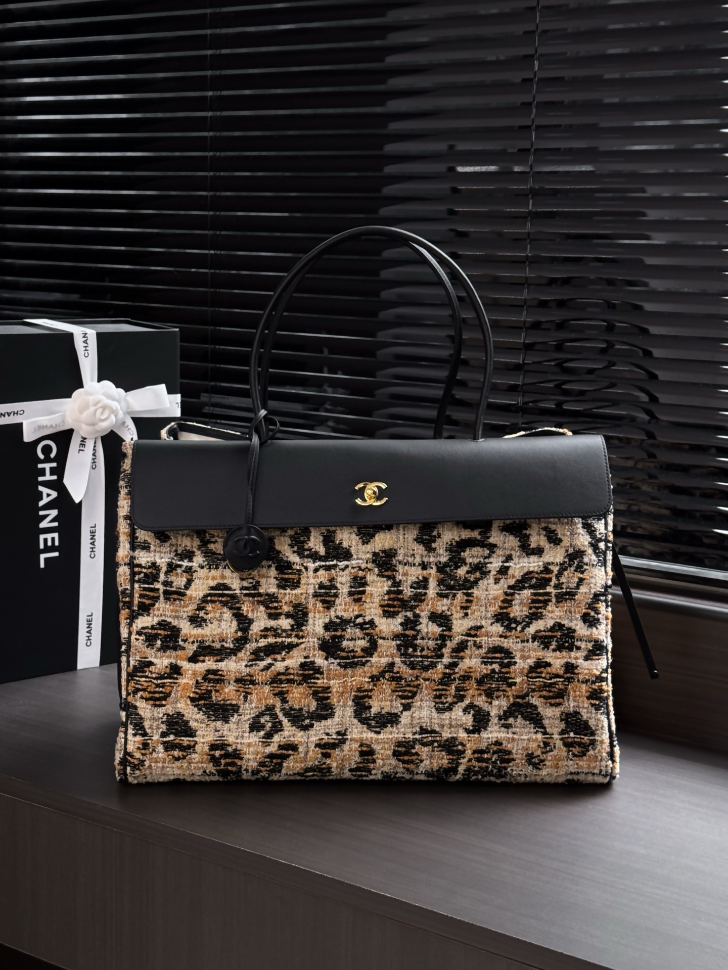 Ch*el large shopping tote as6289 33x43x17.5cm
