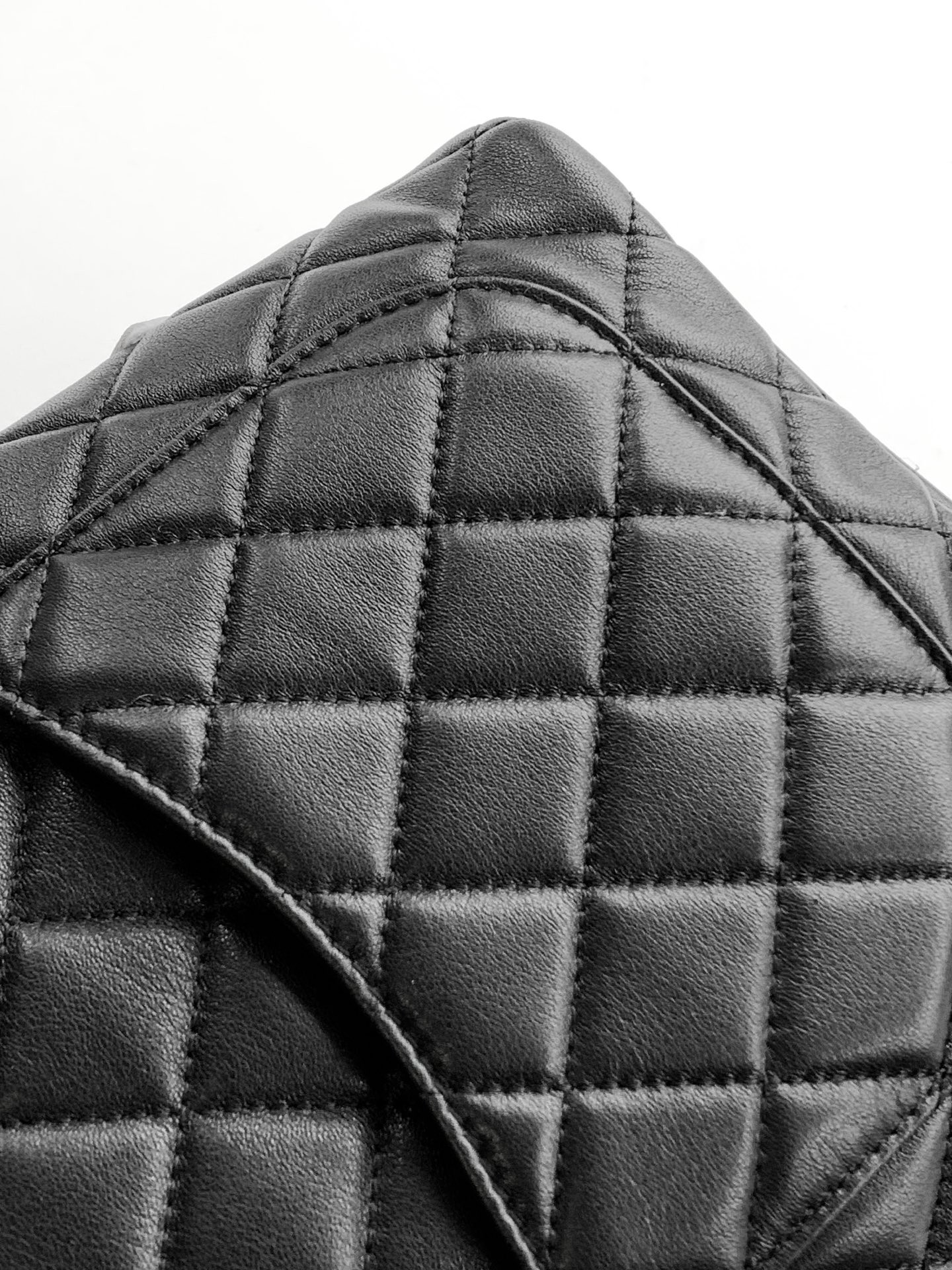 Ch*el cambon bag 20x16x7cm