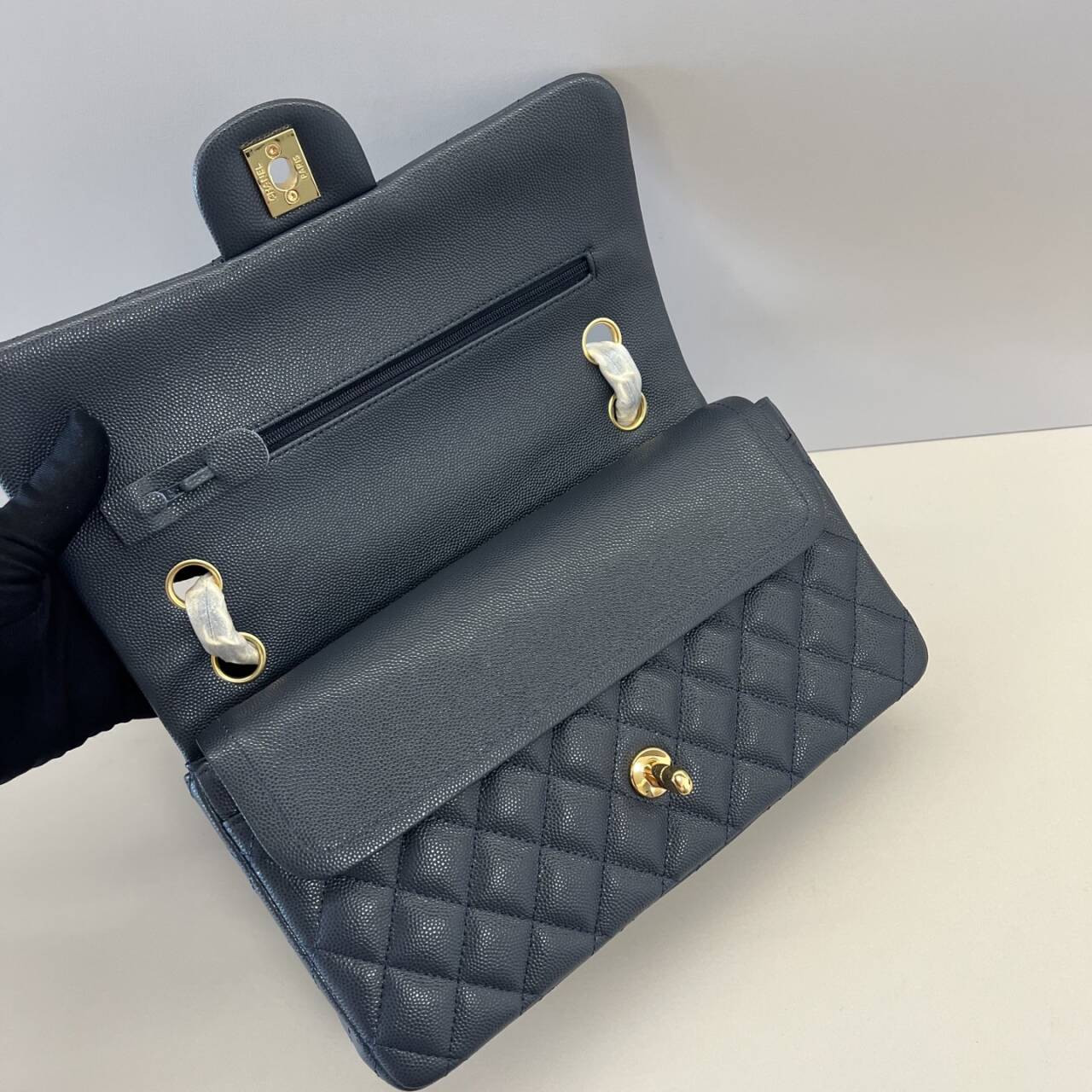 Ch*el classic flap bag 15x25.5x6cm