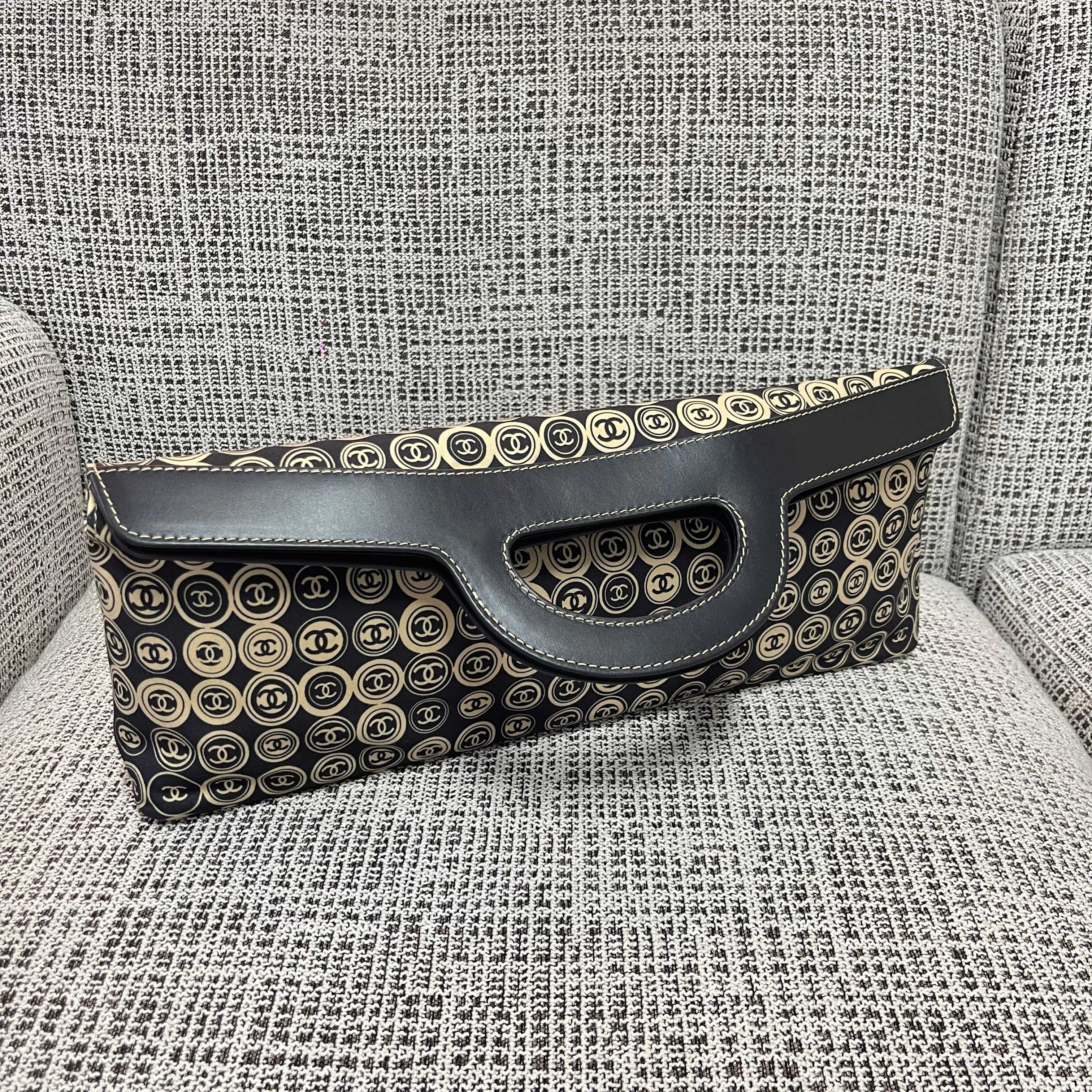 Ch*el vintage hard-handled tote bag 46x34x8cm