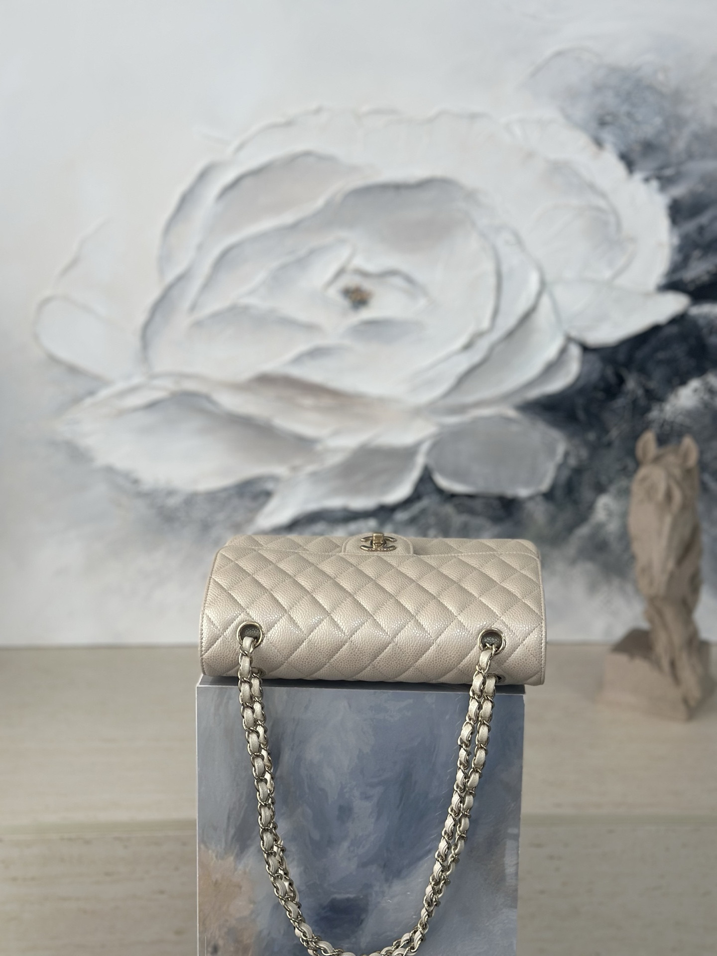 Ch*el flap bag pearlescent light beige as1112 25.5x15.5x6cm