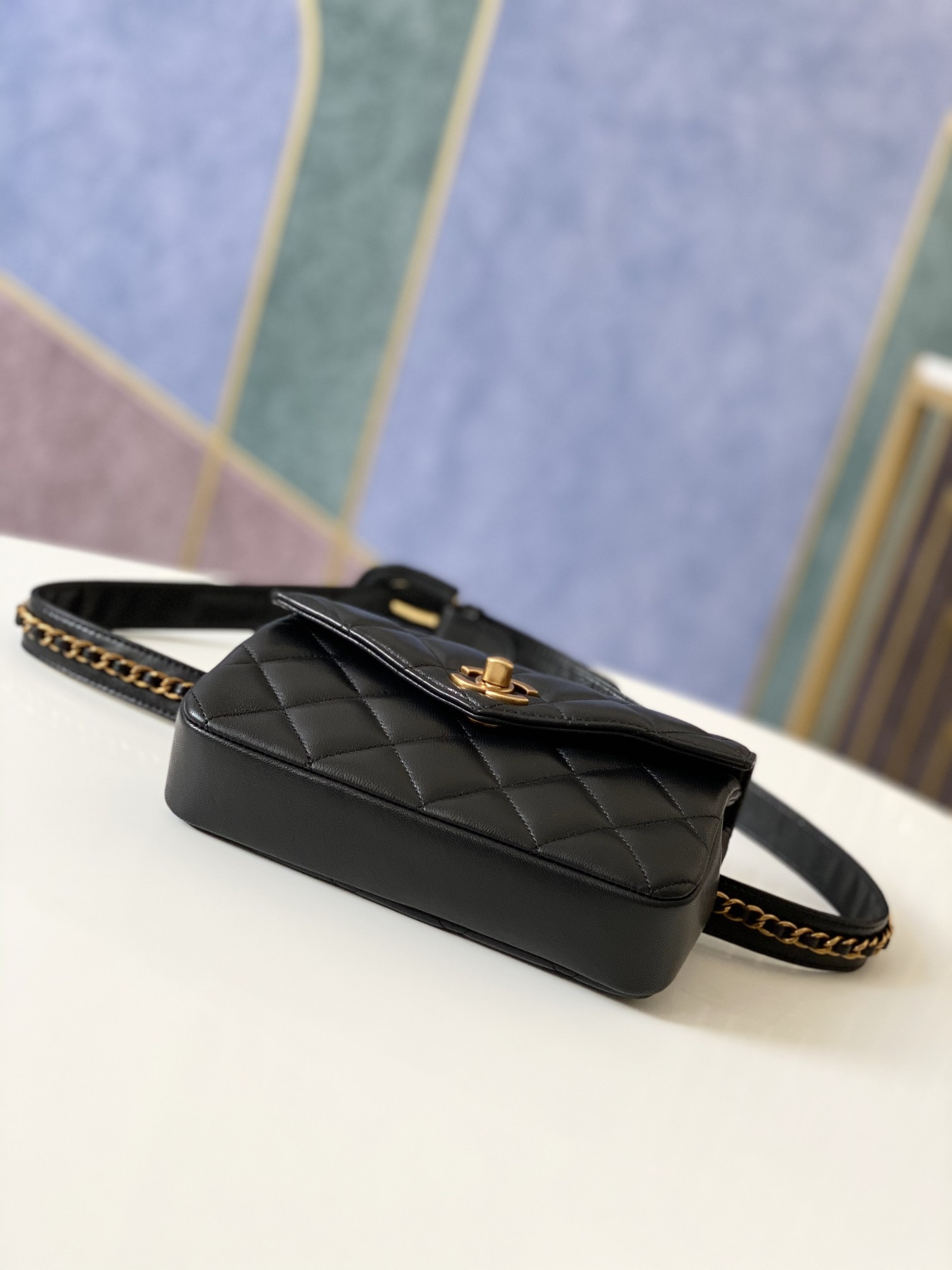 Ch*el quilted waist bag 18x12x3.5cm