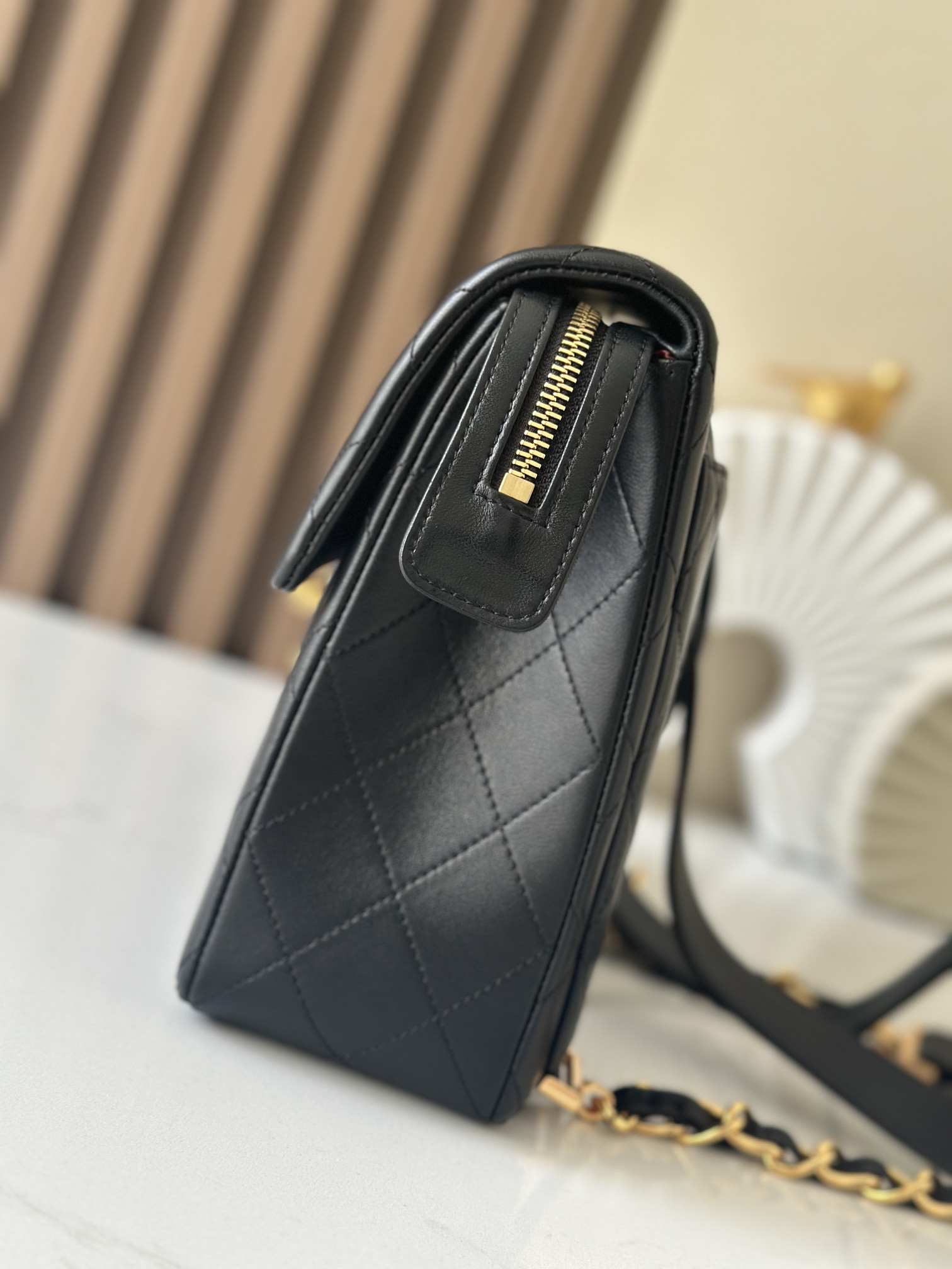 Ch*el flap backpack as2219 30x21x8cm