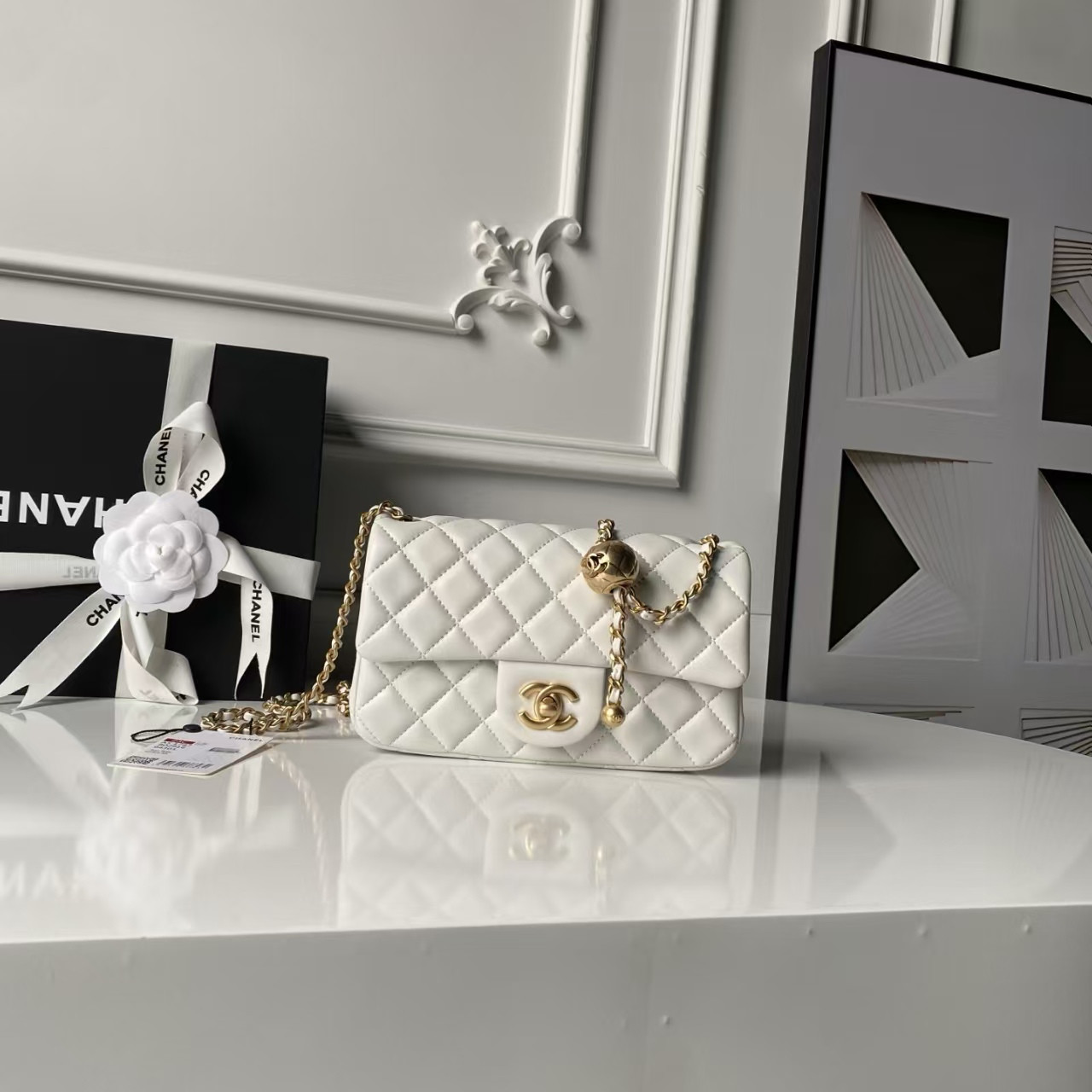 Ch*el flap bag as1787 20x13x7cm