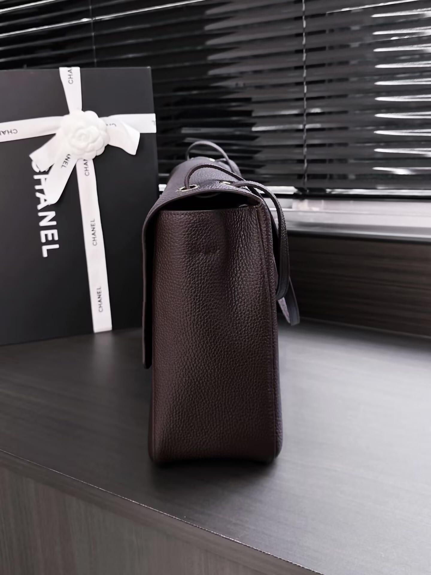 Ch*el maxi flap bag in coffee with silver-tone hardware as6233 26x38.5x11cm