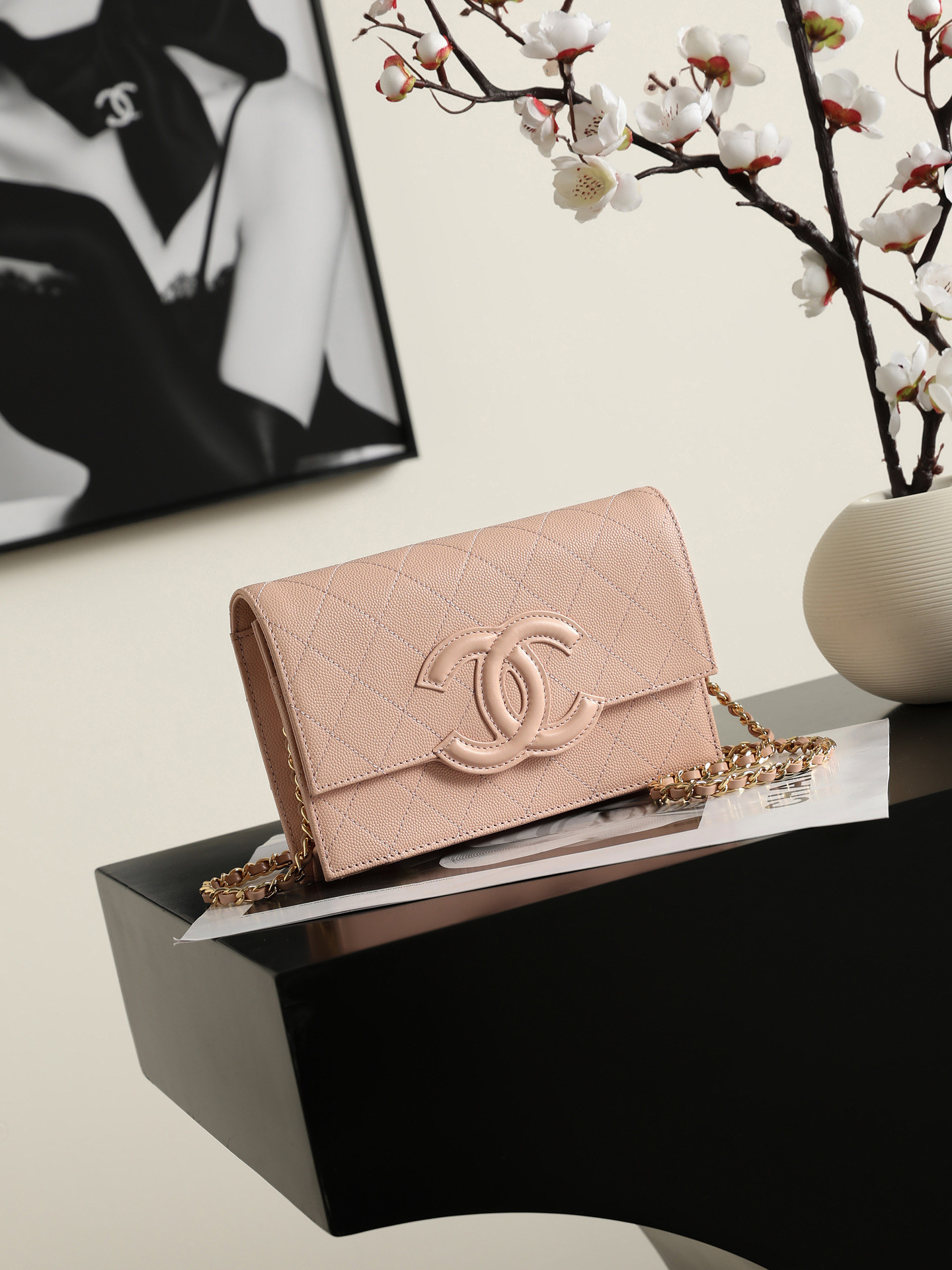 Ch*el wallet on chain ap5455 12x19x3.5cm