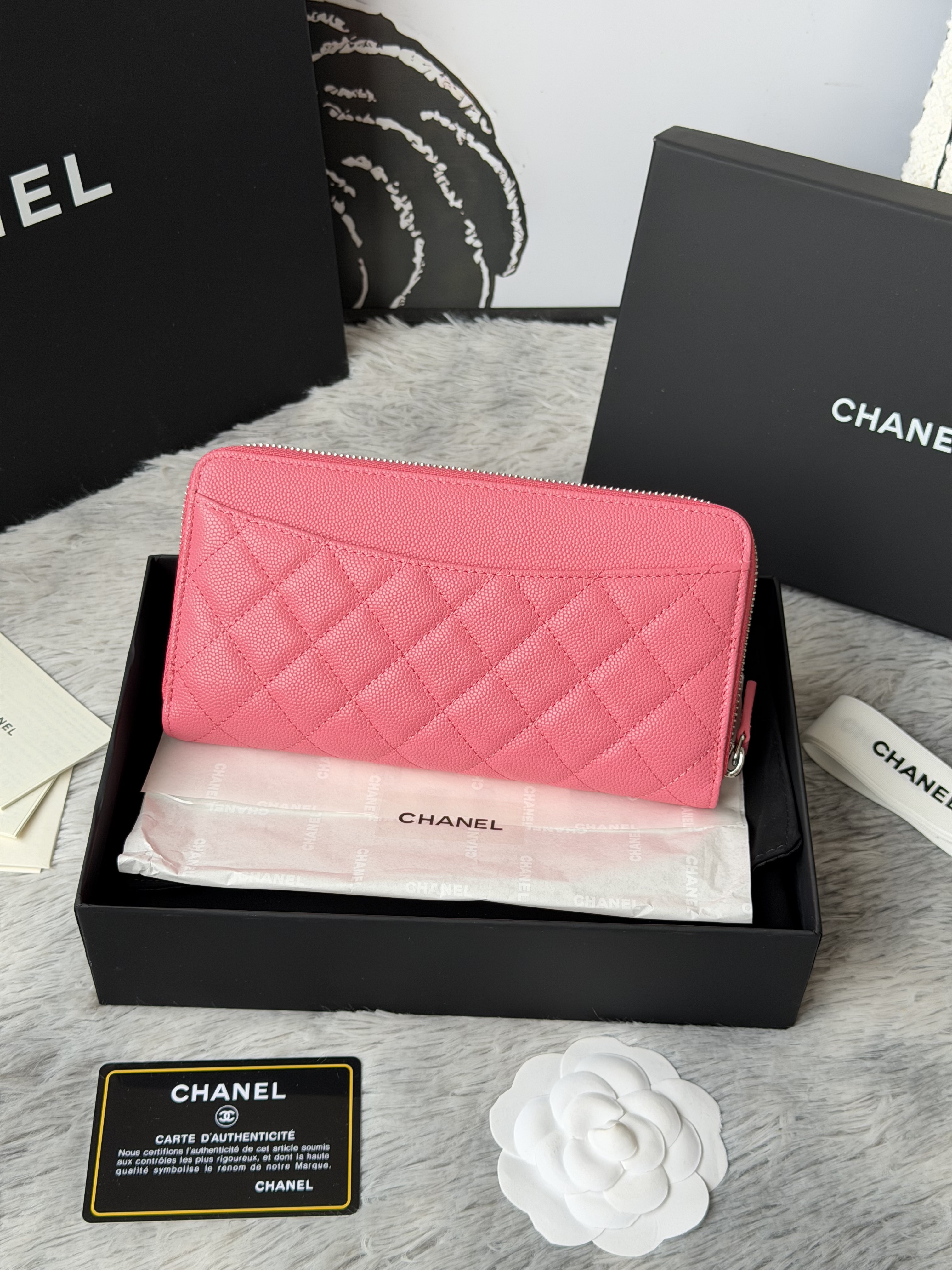 Ch*el zip around wallet 80758 10x19x3cm