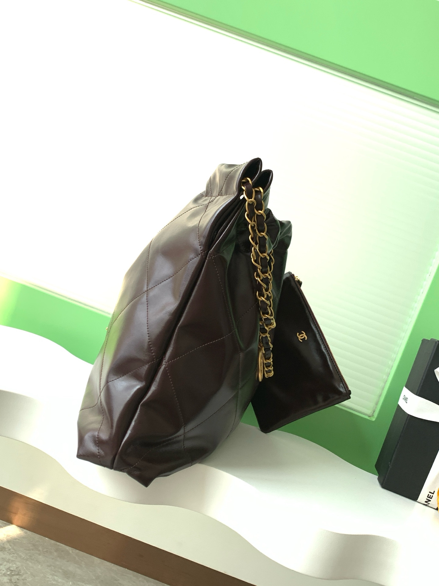 Ch*el 22 handbag as3261 39×42×8 cm
