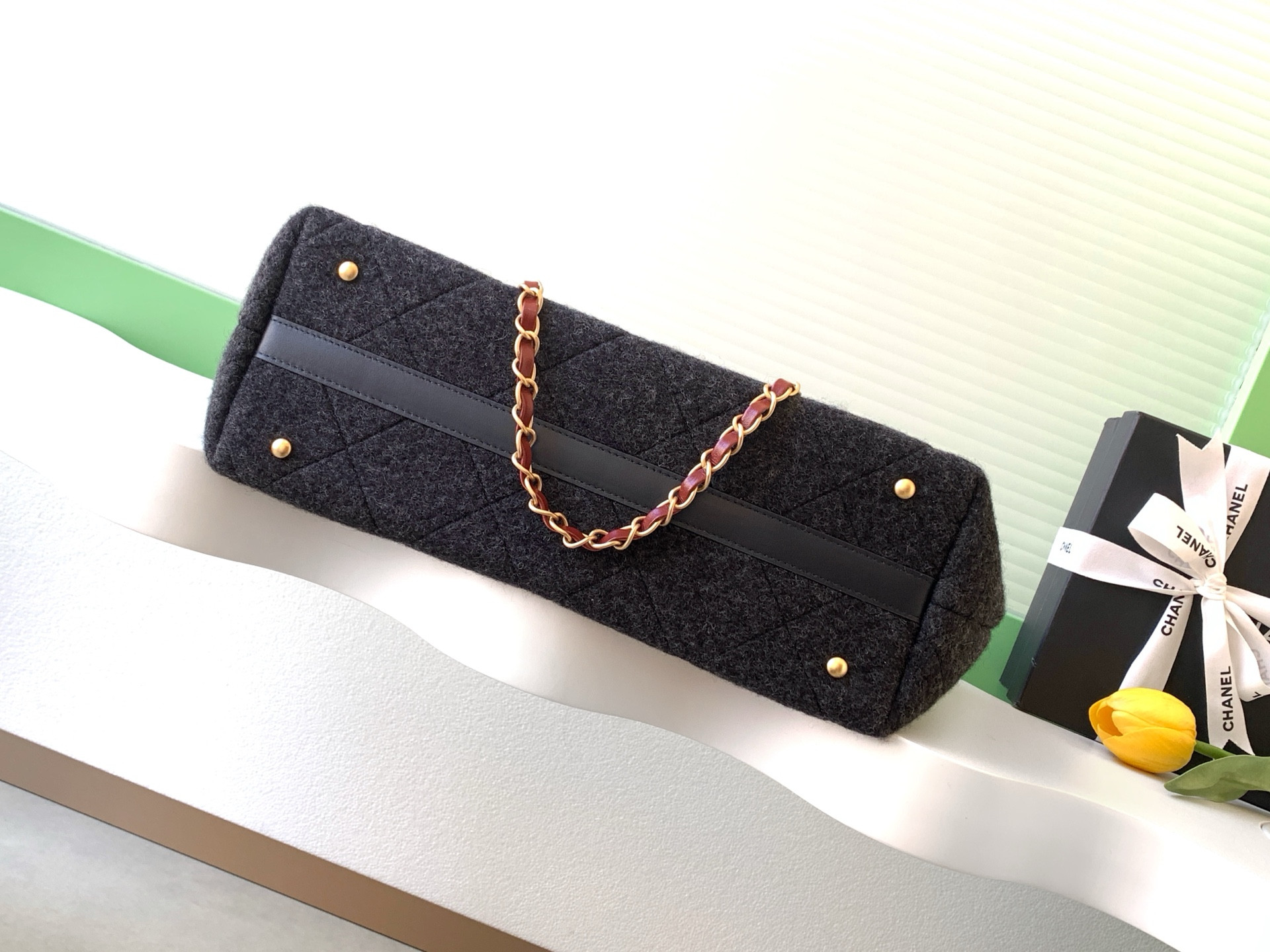 Ch*el shopping bag 26x44x13cm