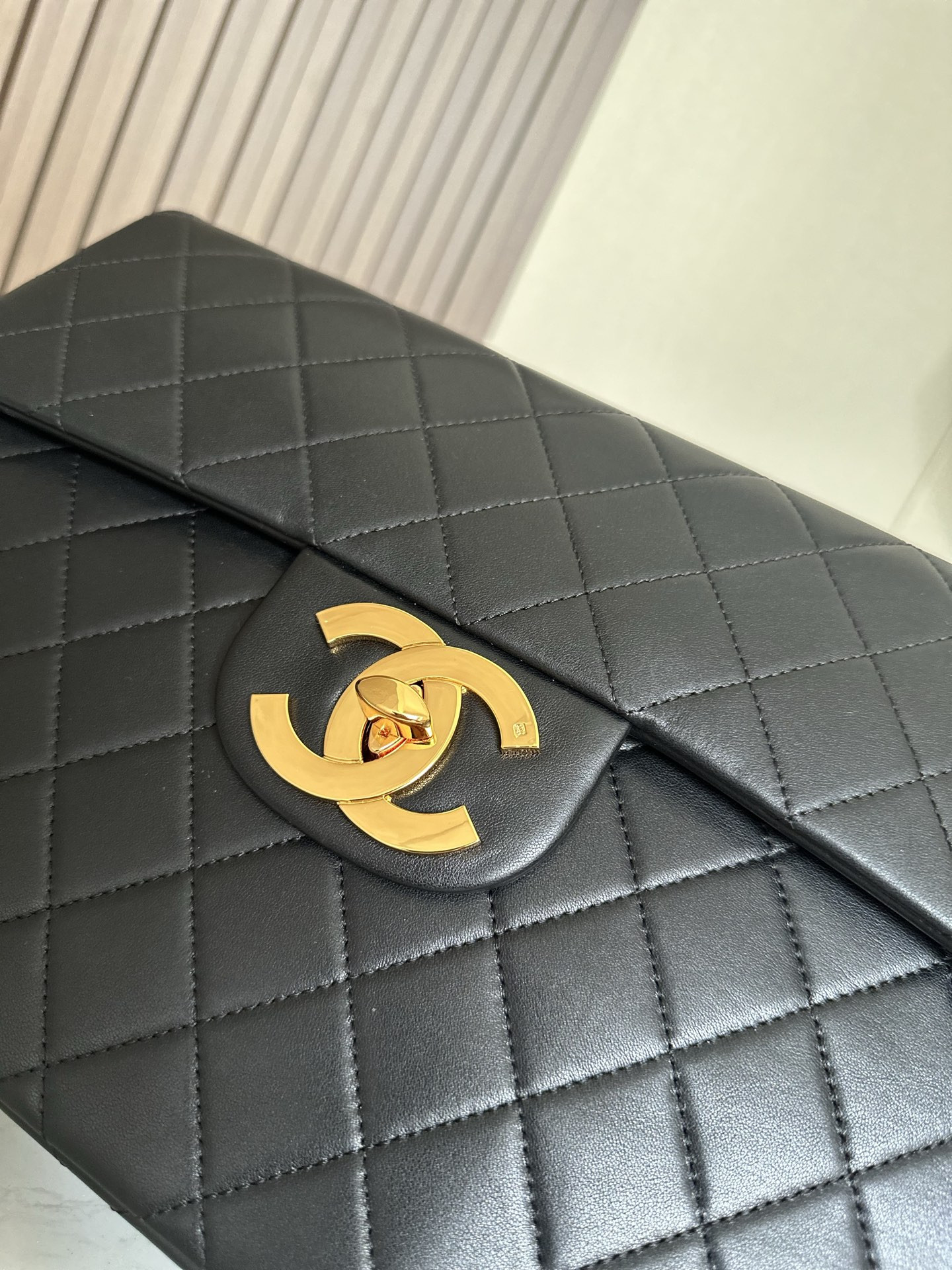 Ch*el flap bag 34x22x10cm