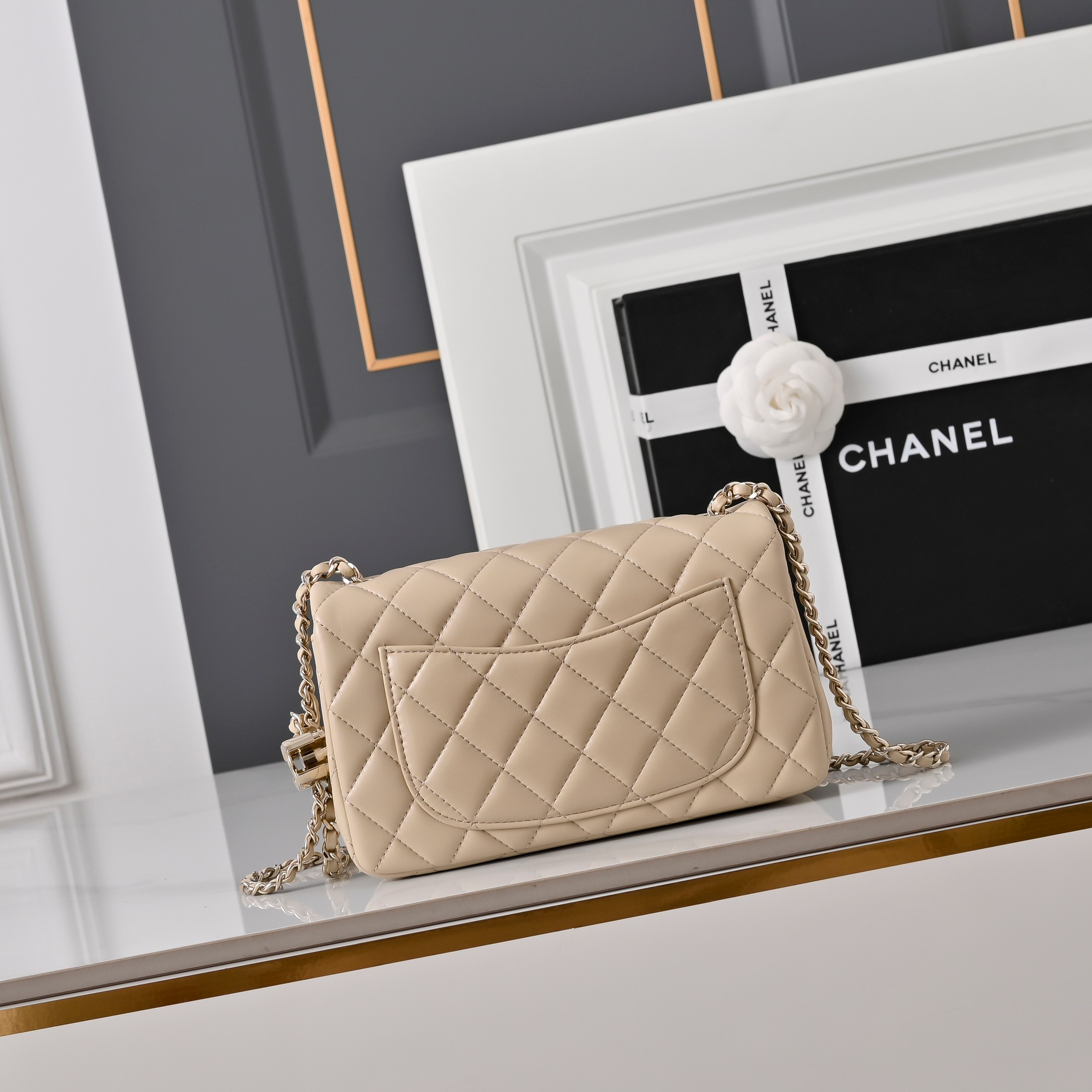 Ch*el classic flap handbag cf in milk tea with light gold hardware as5759 20x13x7cm
