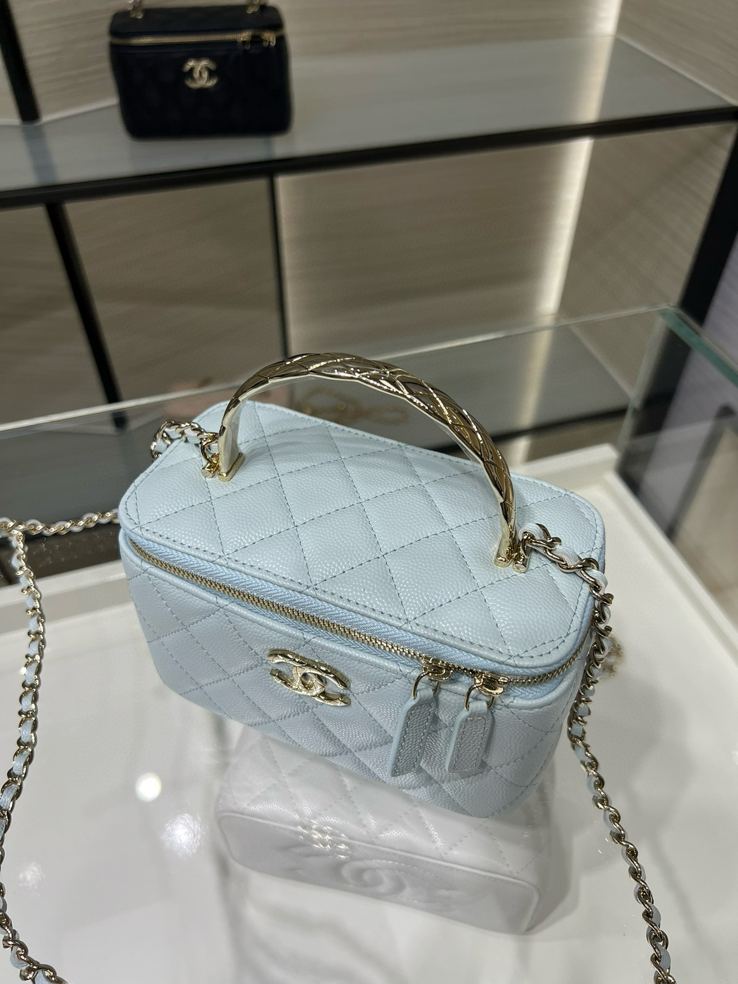 Ch*el clutch with chain light blue ap4590 17x9.5x8cm