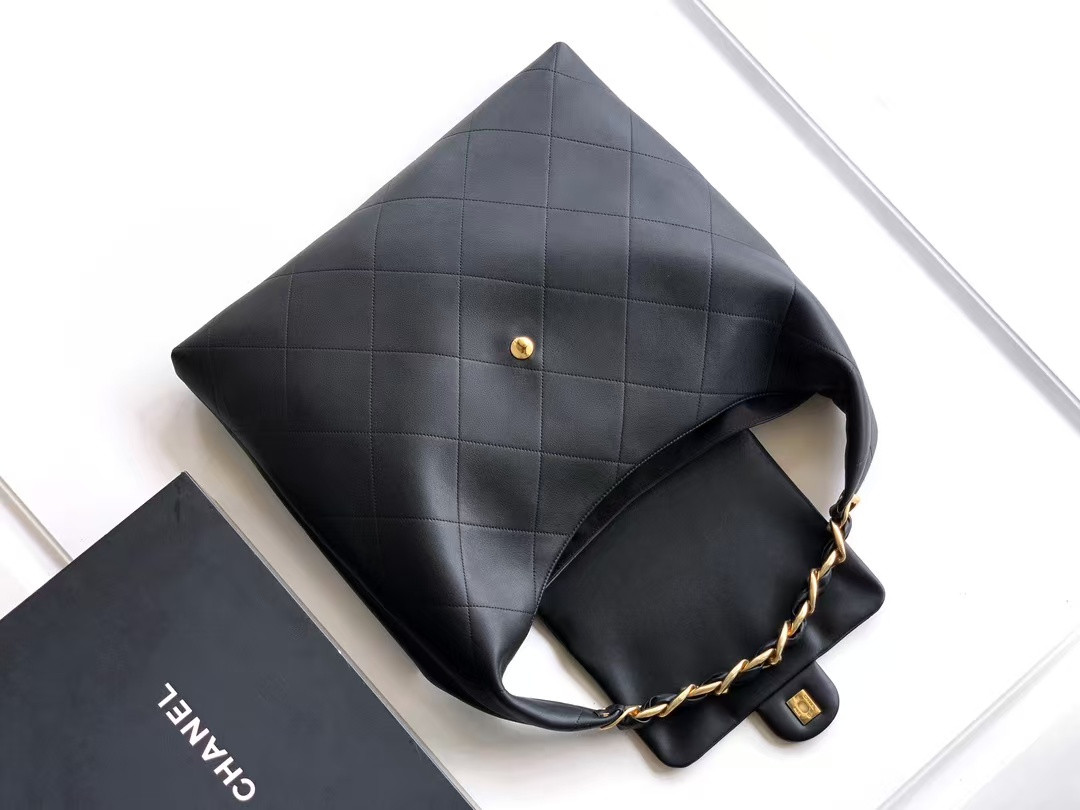 Ch*el maxi hobo bag 53x43x9cm