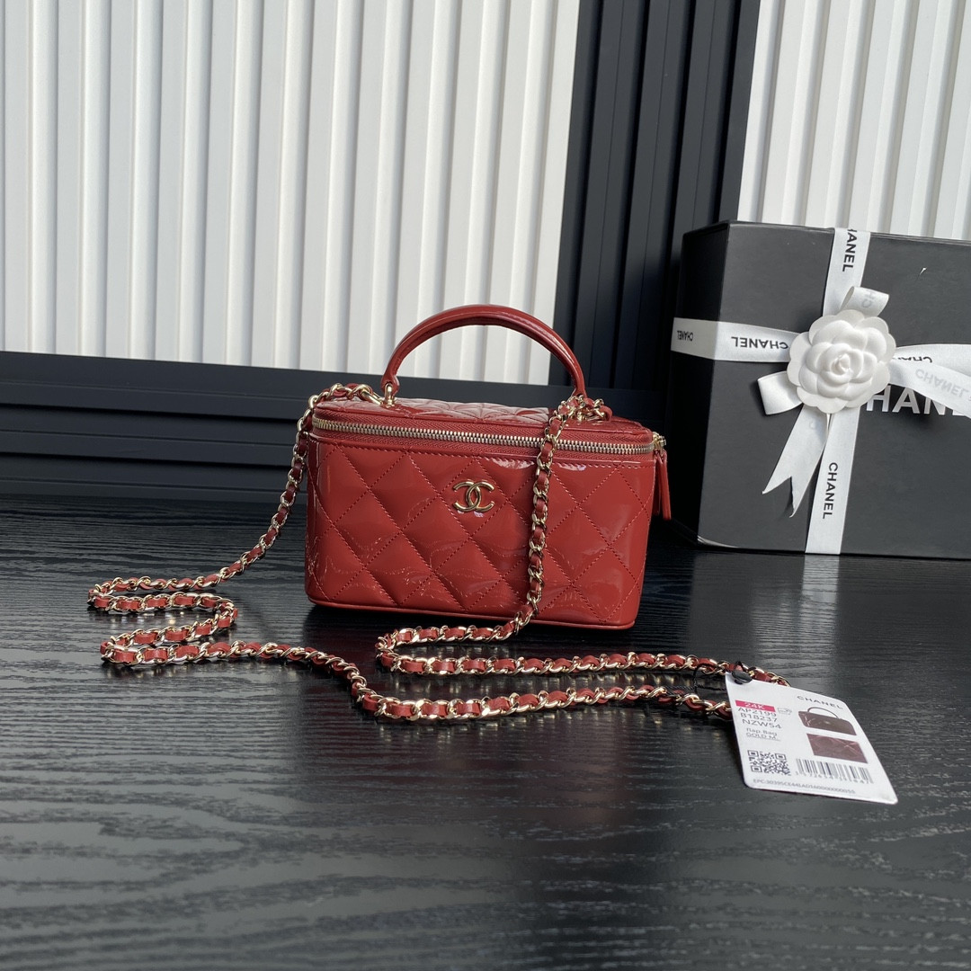 Ch*el long vanity with chain ap2199 16.5x10x8cm