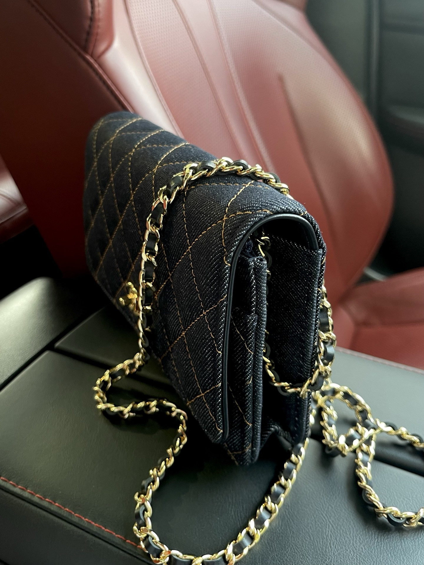 Ch*el woc classic wallet on chain 19.5x12x3.5cm