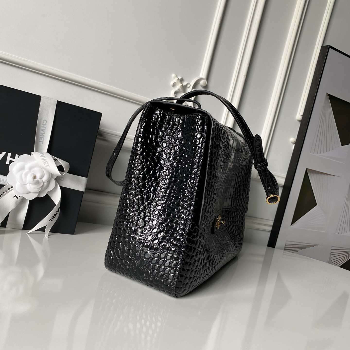 Ch*el maxi flap bag gold hardware as6233 26x38.5x11cm