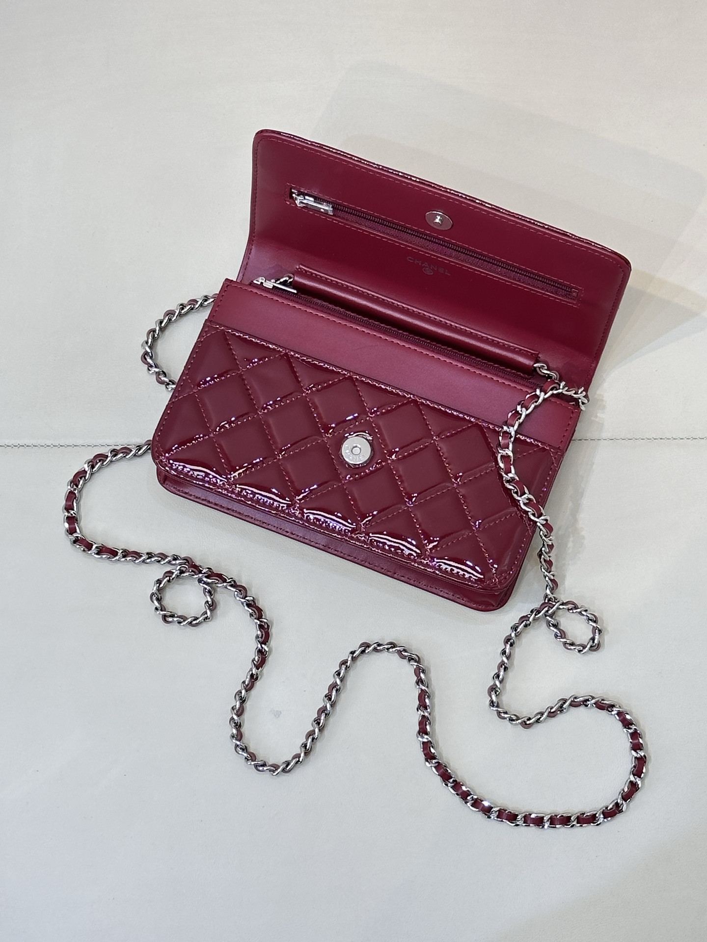 Ch*el woc classic wallet on chain 13x19cm