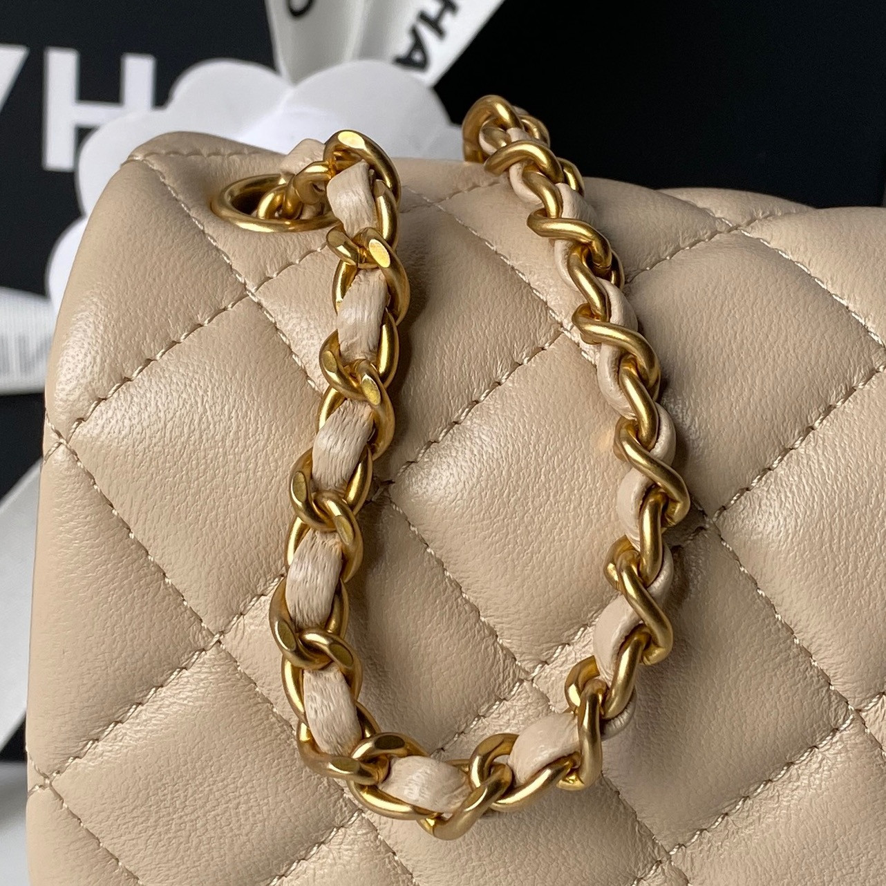 Ch*el mini flap bag 13.5x17x8cm