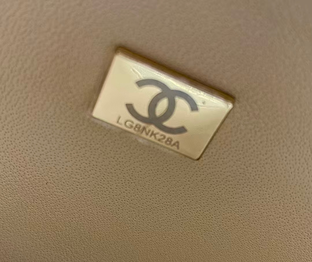 Ch*el classic flap jumbo 25cm cf khaki gold 15.5x25.5x6.5cm