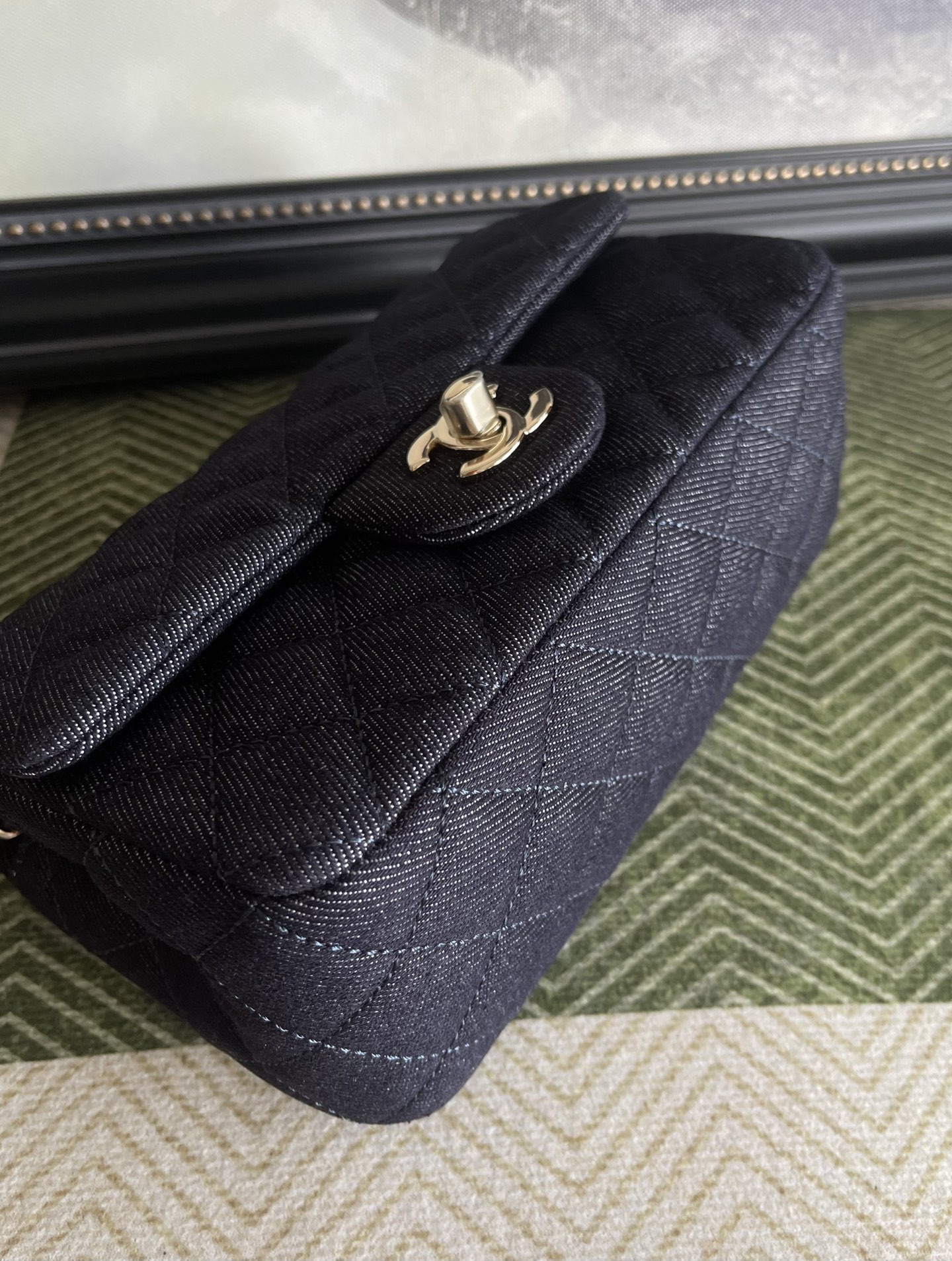 ch*el flap bag dark De*1m blue with light gold hardware as1787 20x13x7cm