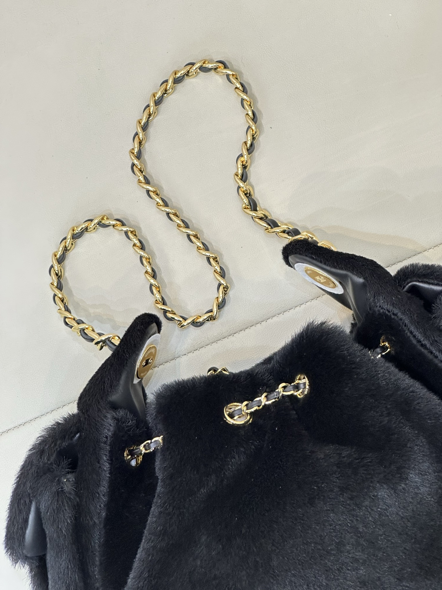 Ch*el 25c bucket bag 20x22x12.5cm