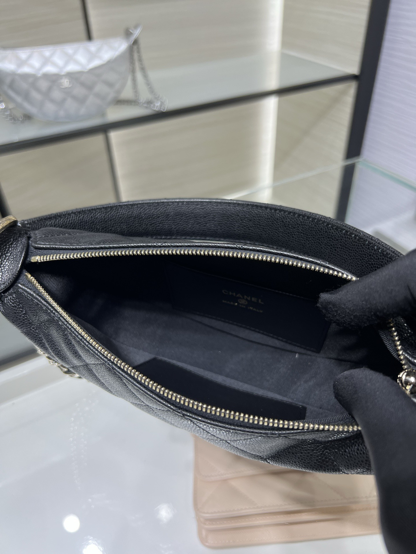 Ch*el clutch with chain light gold hardware ap5094 15x22x6cm