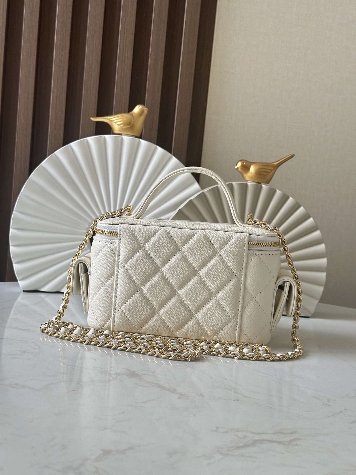 Ch*el vanity case 17cm