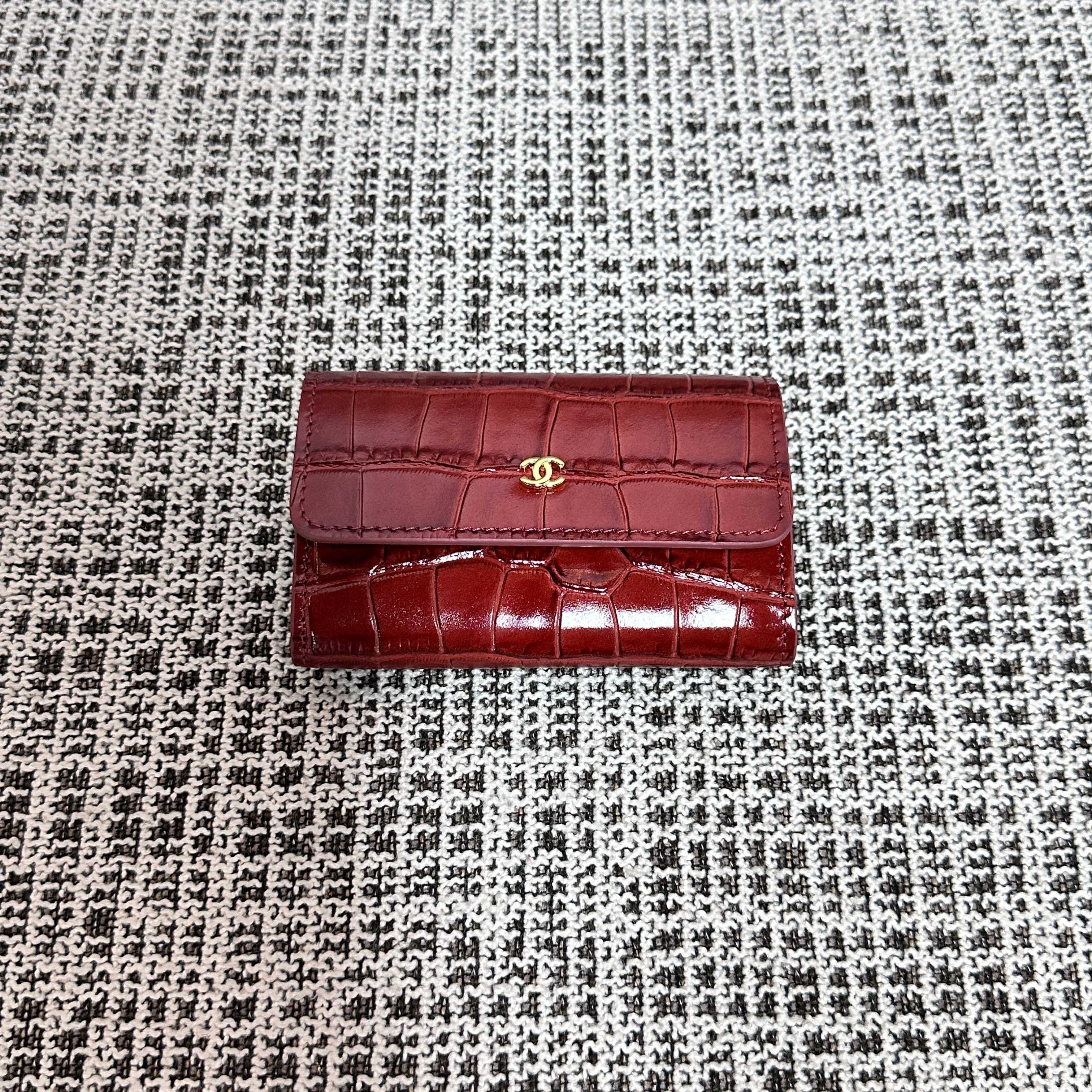 Ch*el flap card holder 7.5x11x2cm