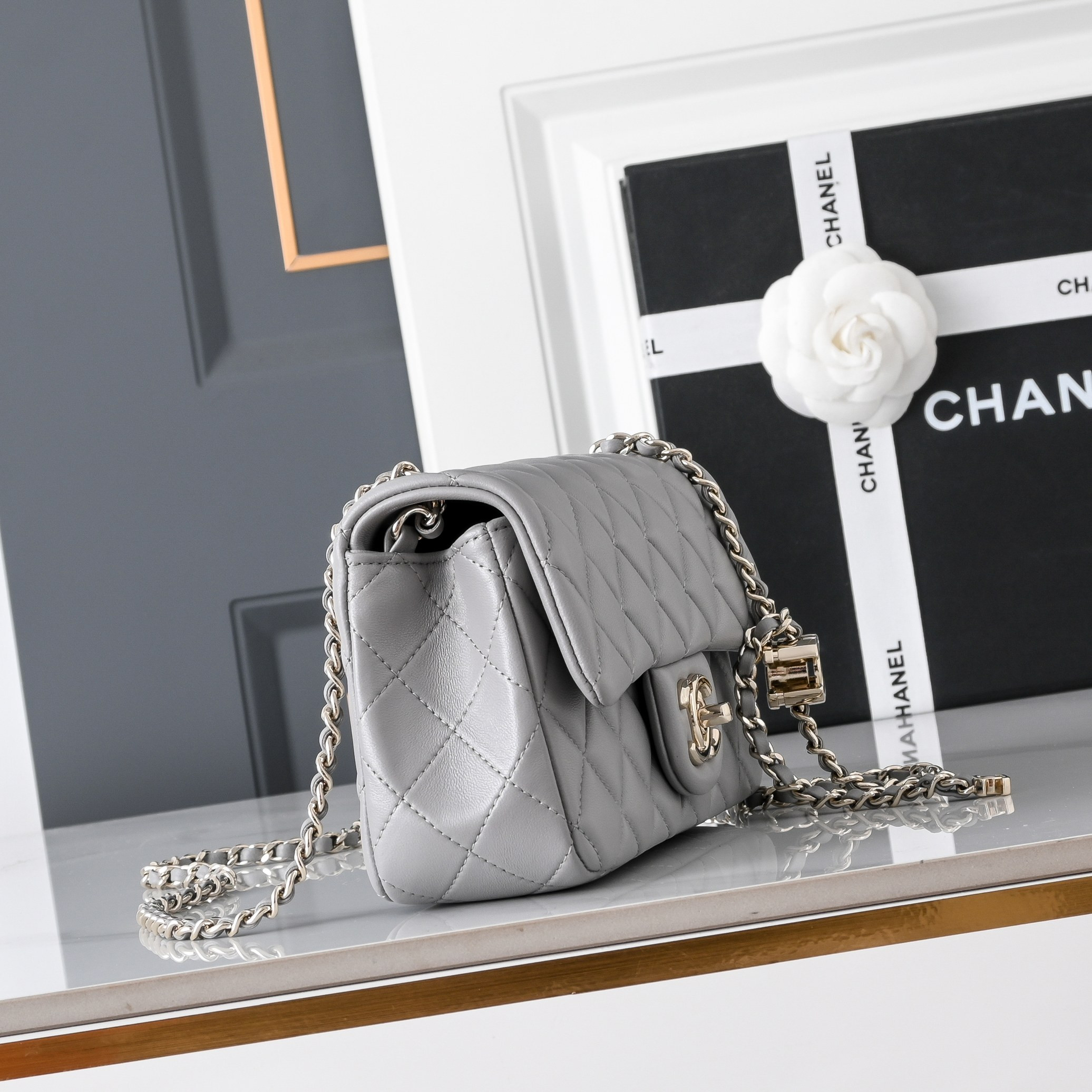 Ch*el classic flap handbag cf as5759 20x13x7cm