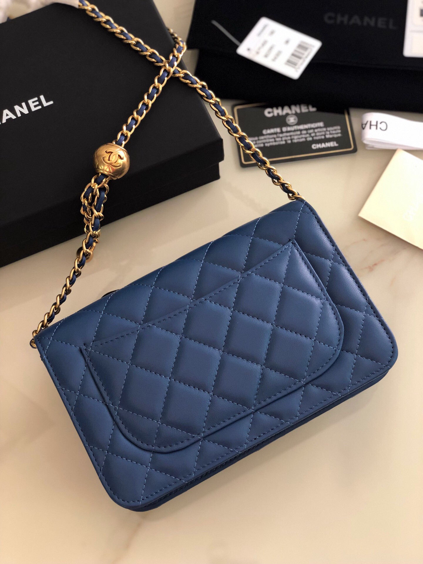 Ch*el woc wallet on chain 19cm