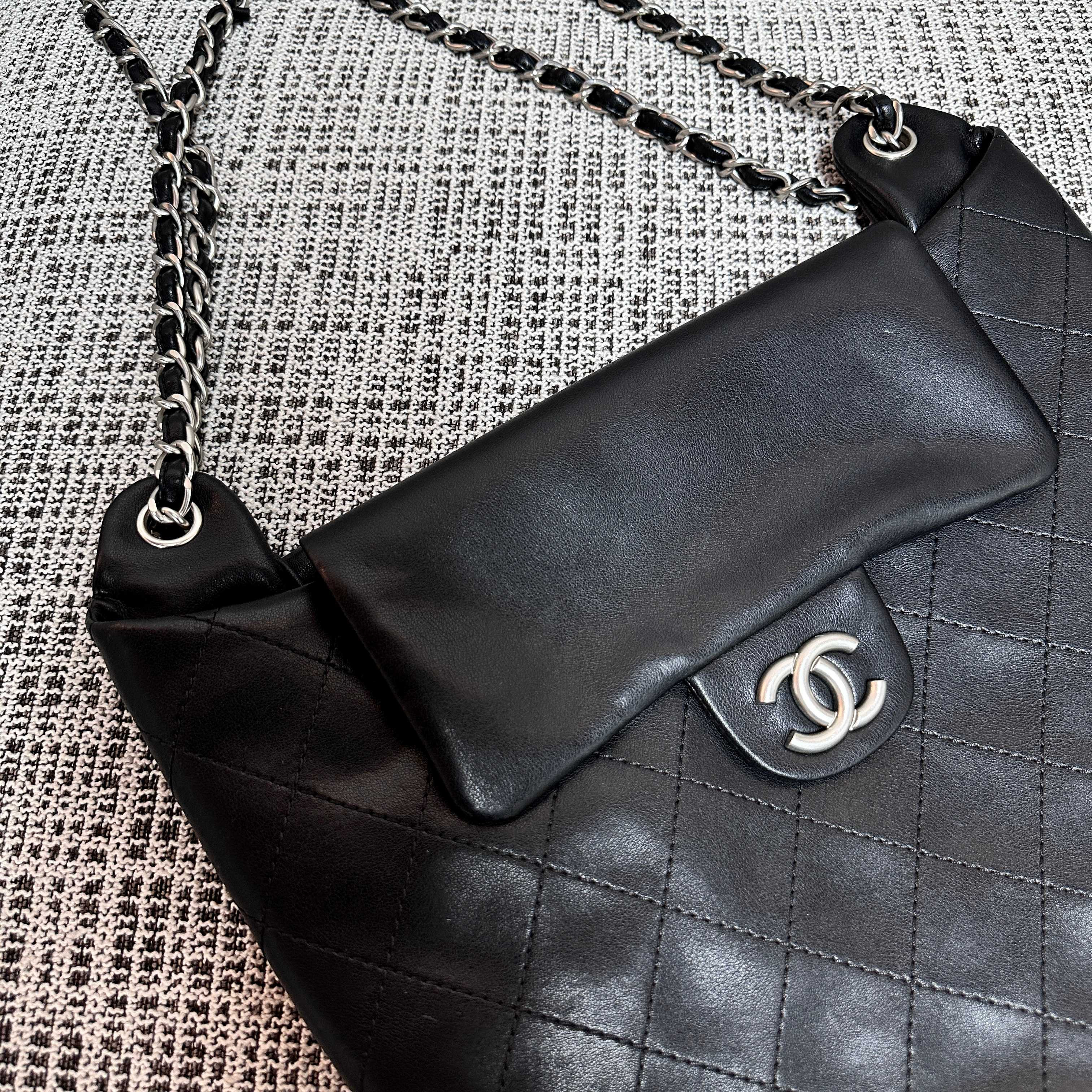 Ch*el hobo bag 36x32x3cm