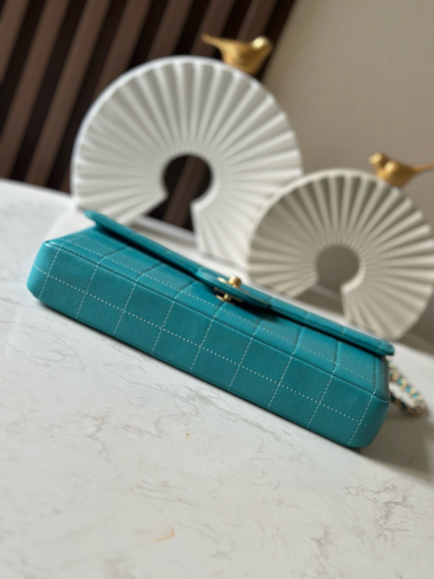 Ch*el classic chocolate bar flap chain bag 26x13x4cm