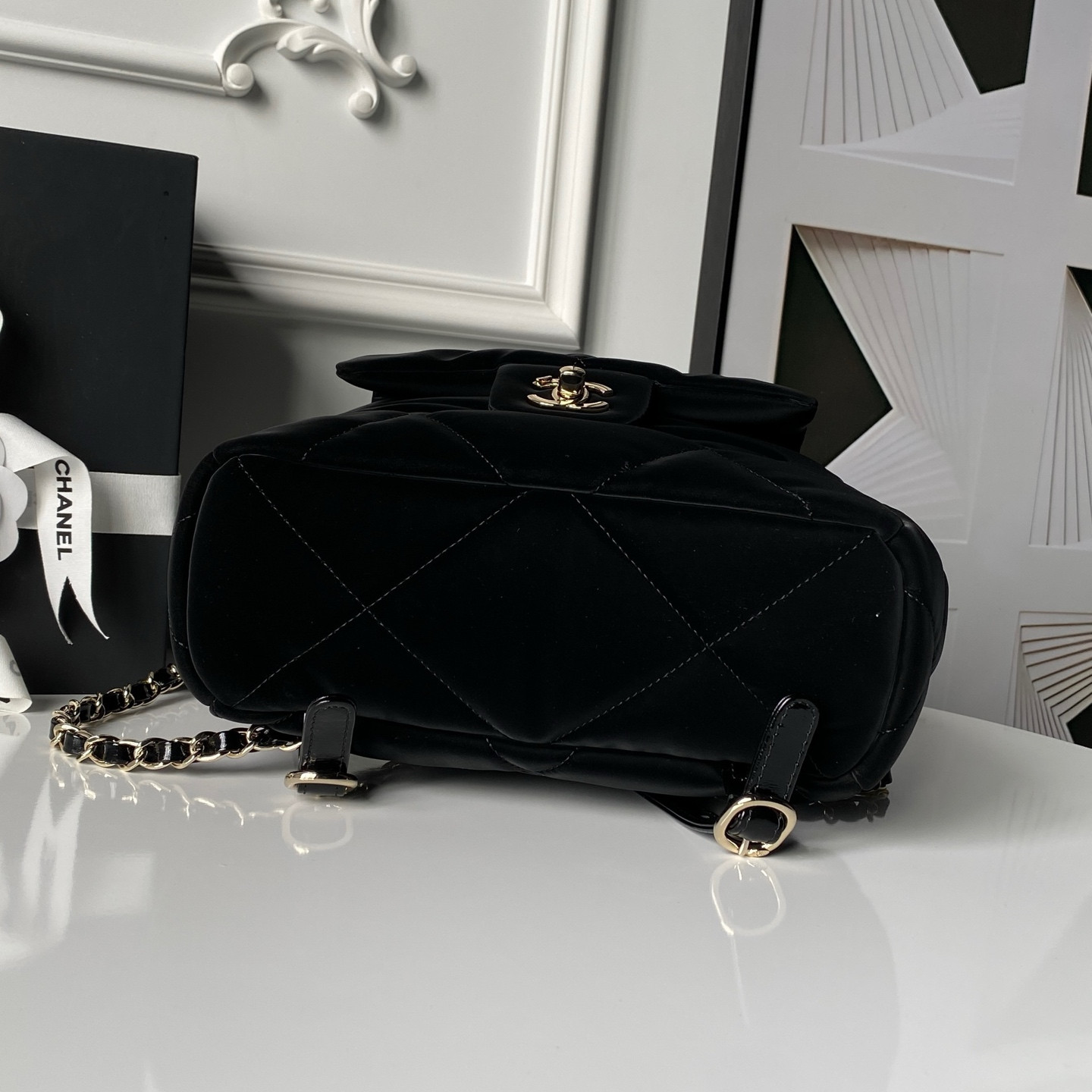 Ch*el backpack