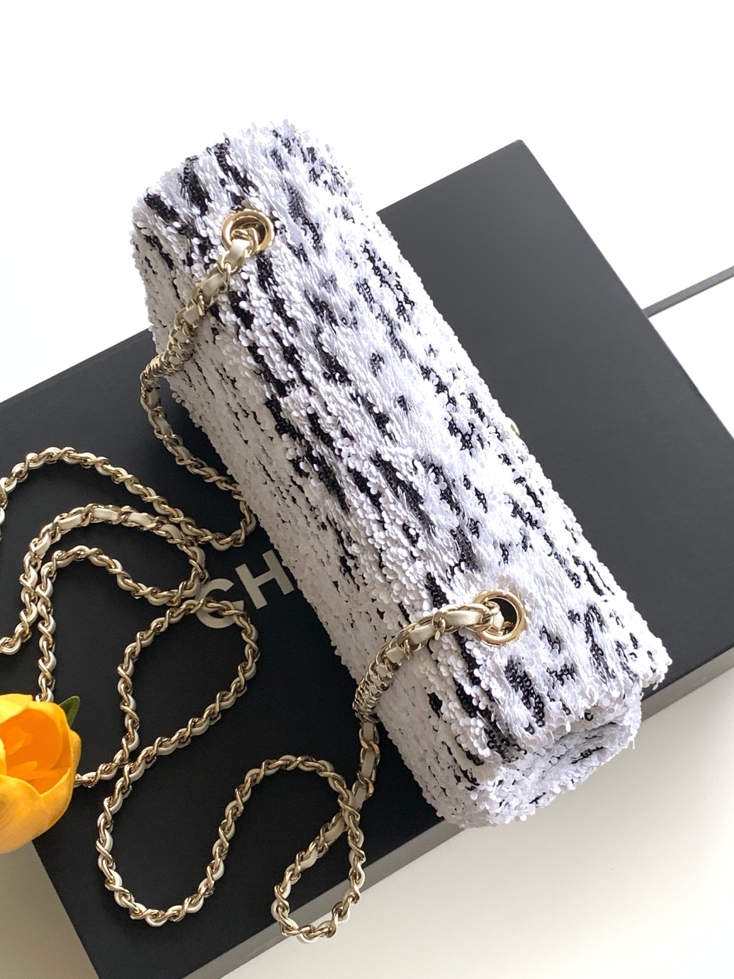 Ch*el flap bag as4418 14x21x8cm