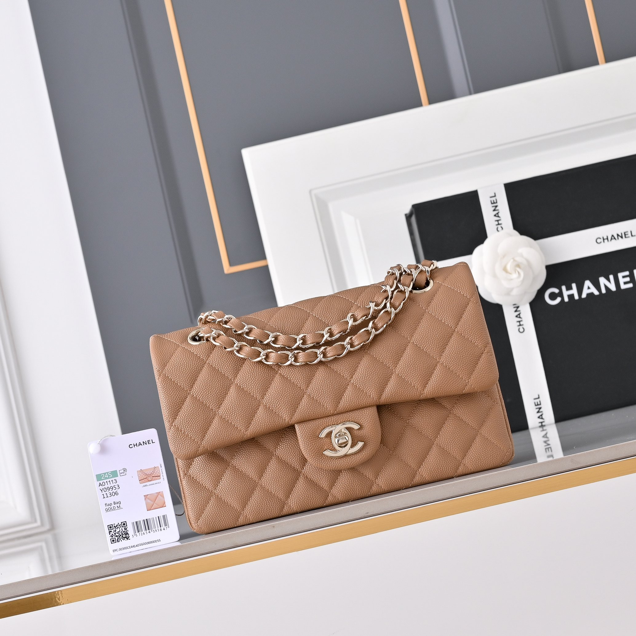 Ch*el classic flap handbag caramel with light gold hardware and caviar leather a01113 23x14.5x6cm