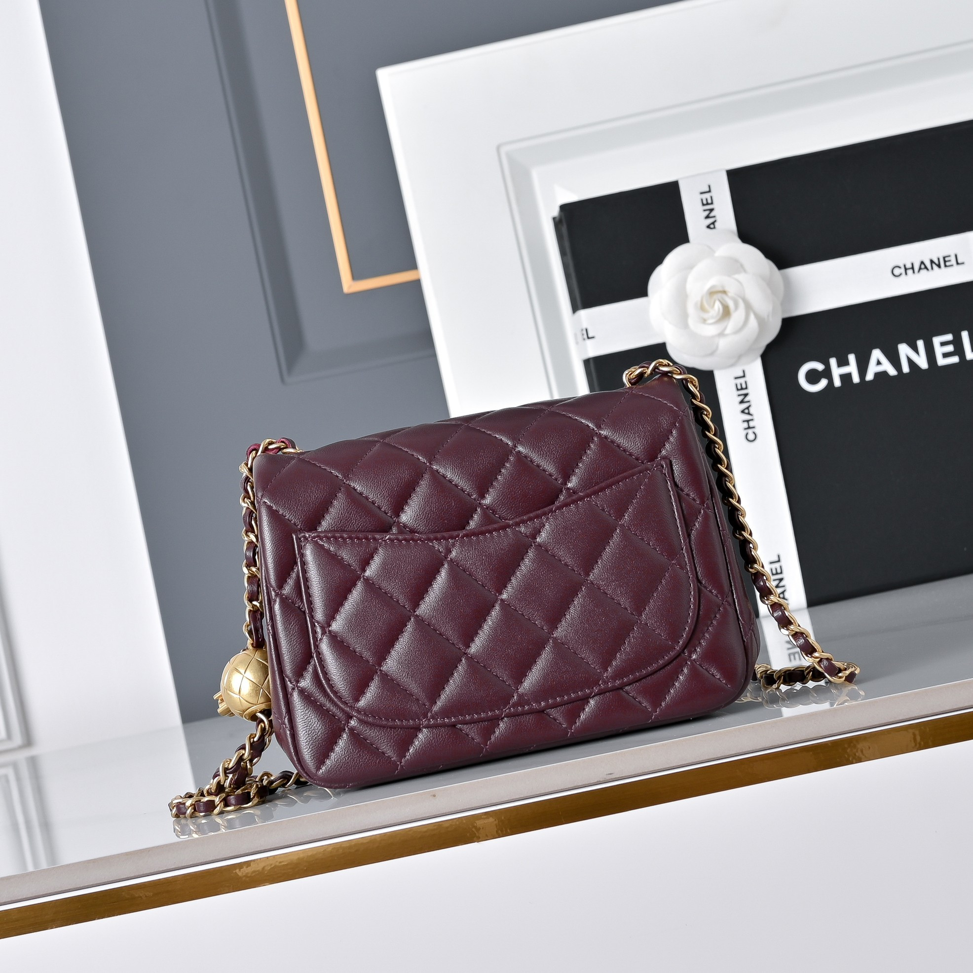Ch*el mini flap bag burgundy as1786 13.5x17x8cm