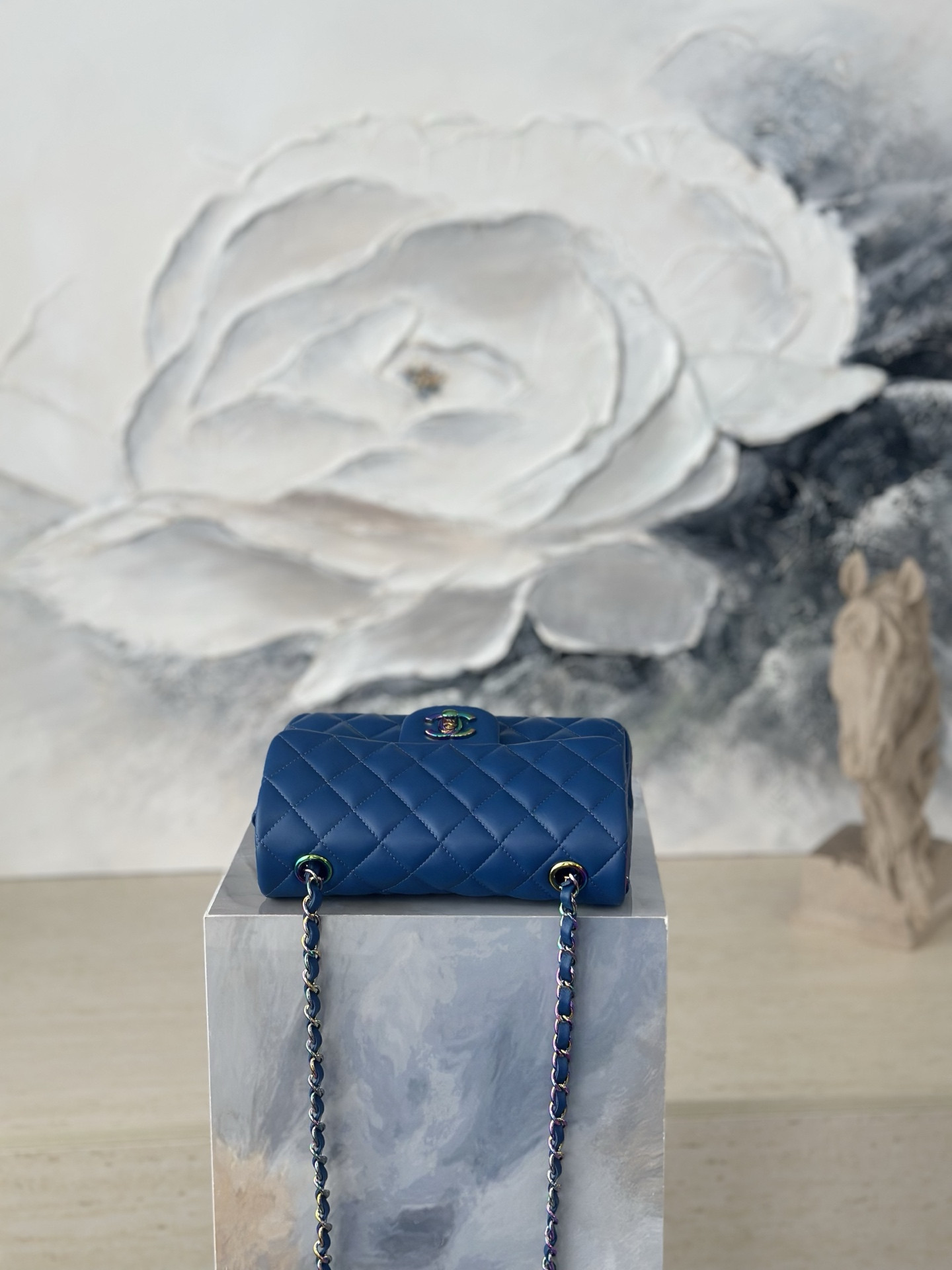 Ch*el flap bag as1116 20x12x6cm