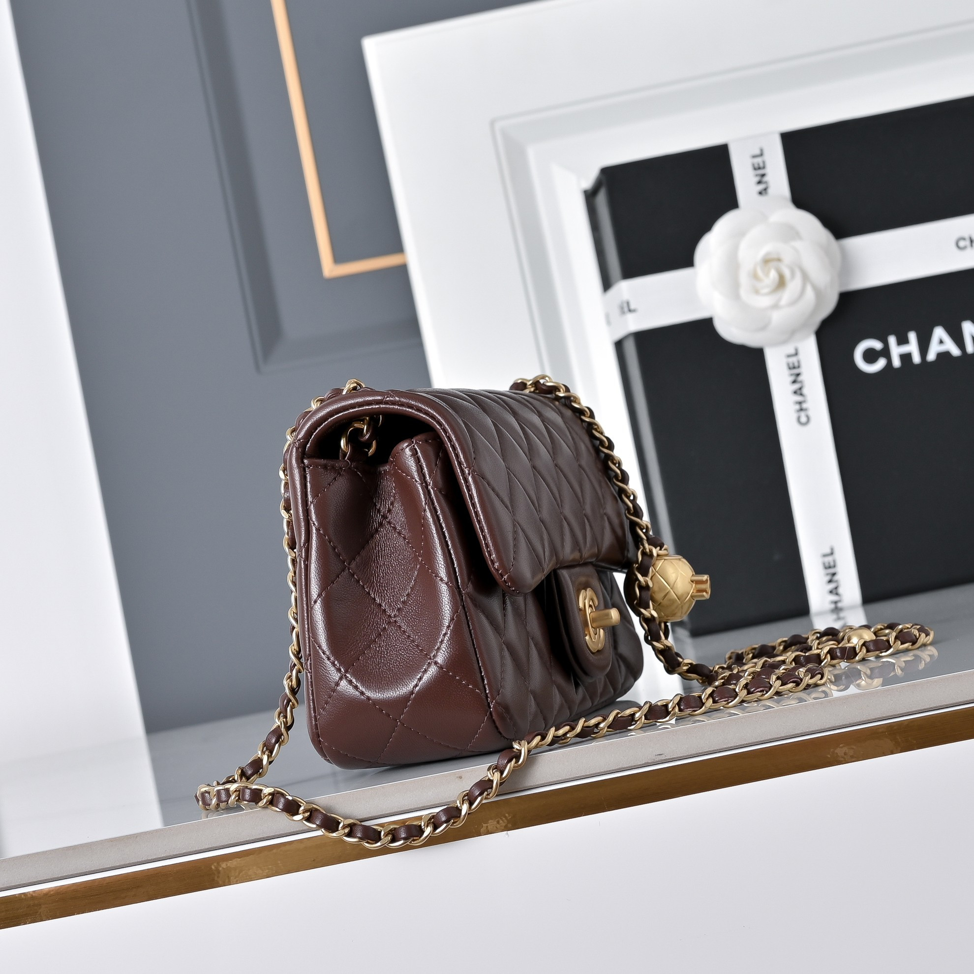 Ch*el flap bag brown as1787 20x13x7cm