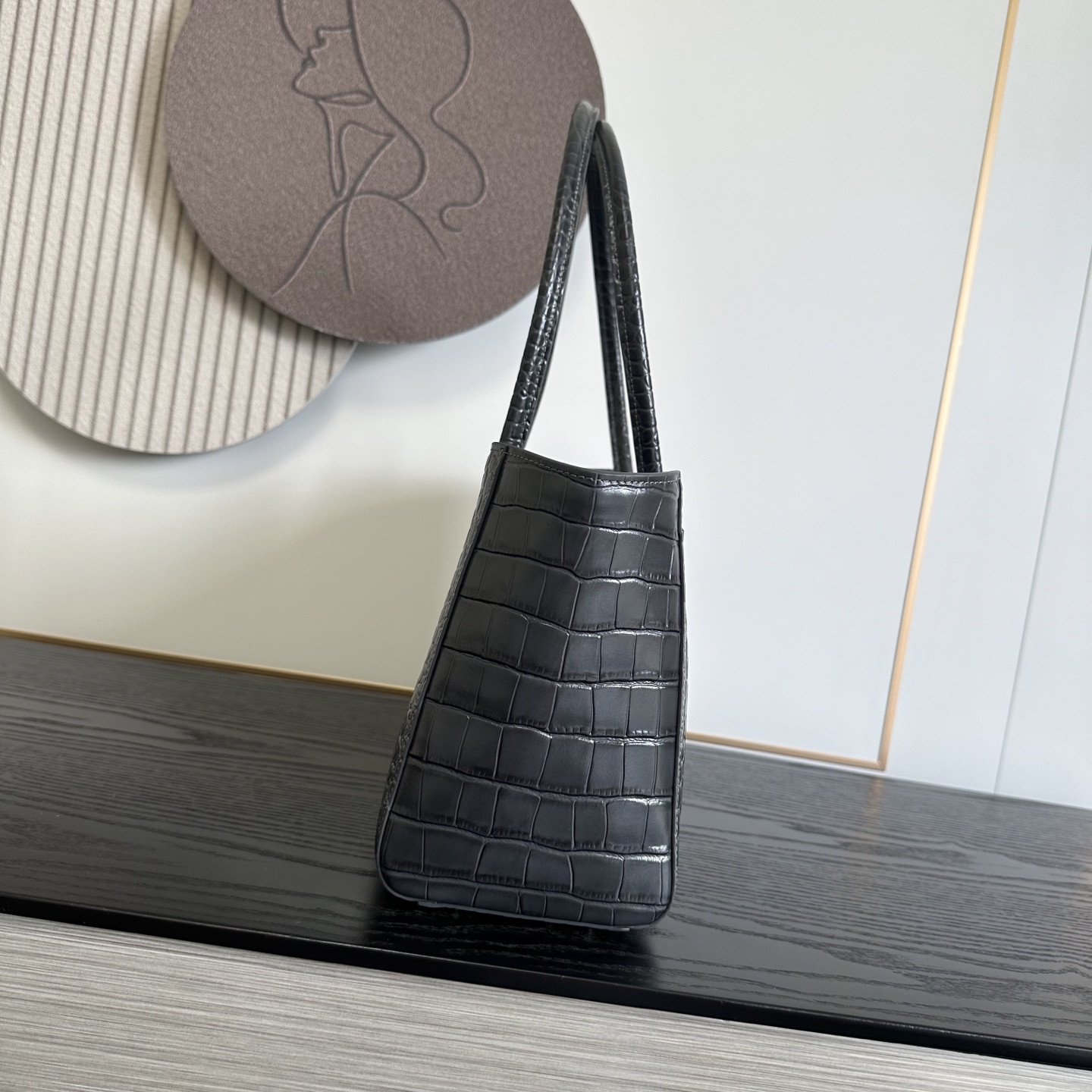 Ch*el tote crocodile-embossed bag gray 35x20x13cm