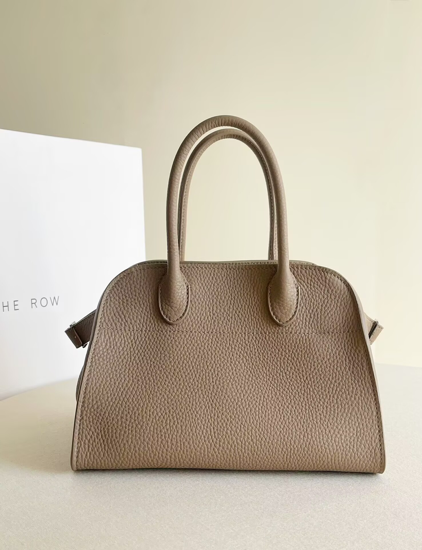 T*e R0w margaux 10 26x17.5x21cm