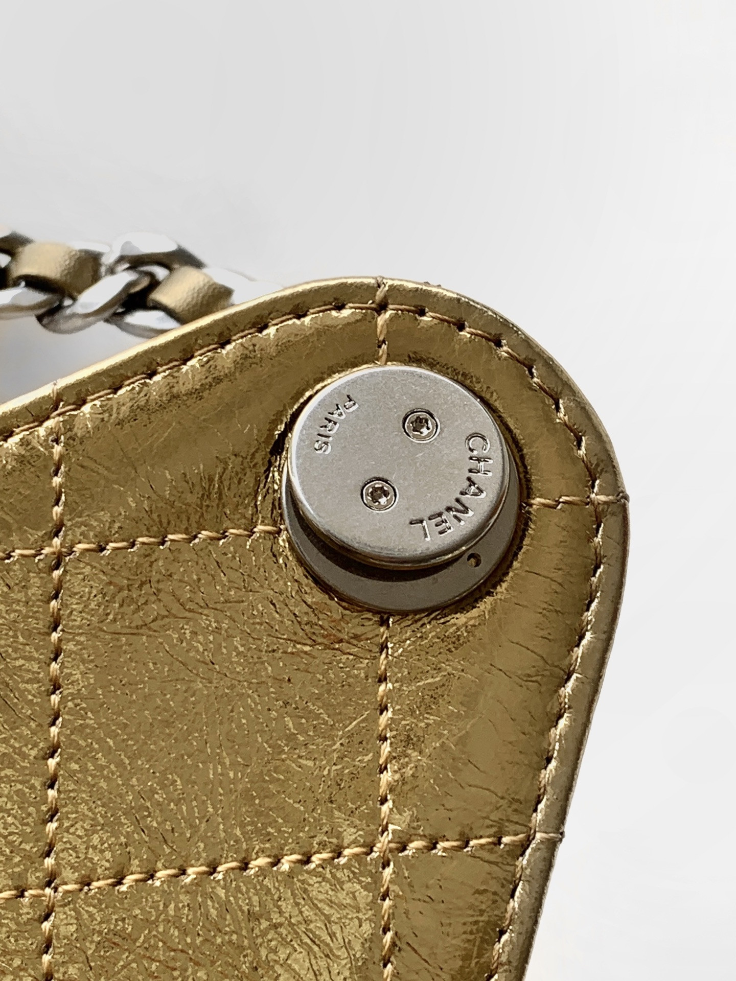 Ch*el 25c bucket bag 26x30x14cm