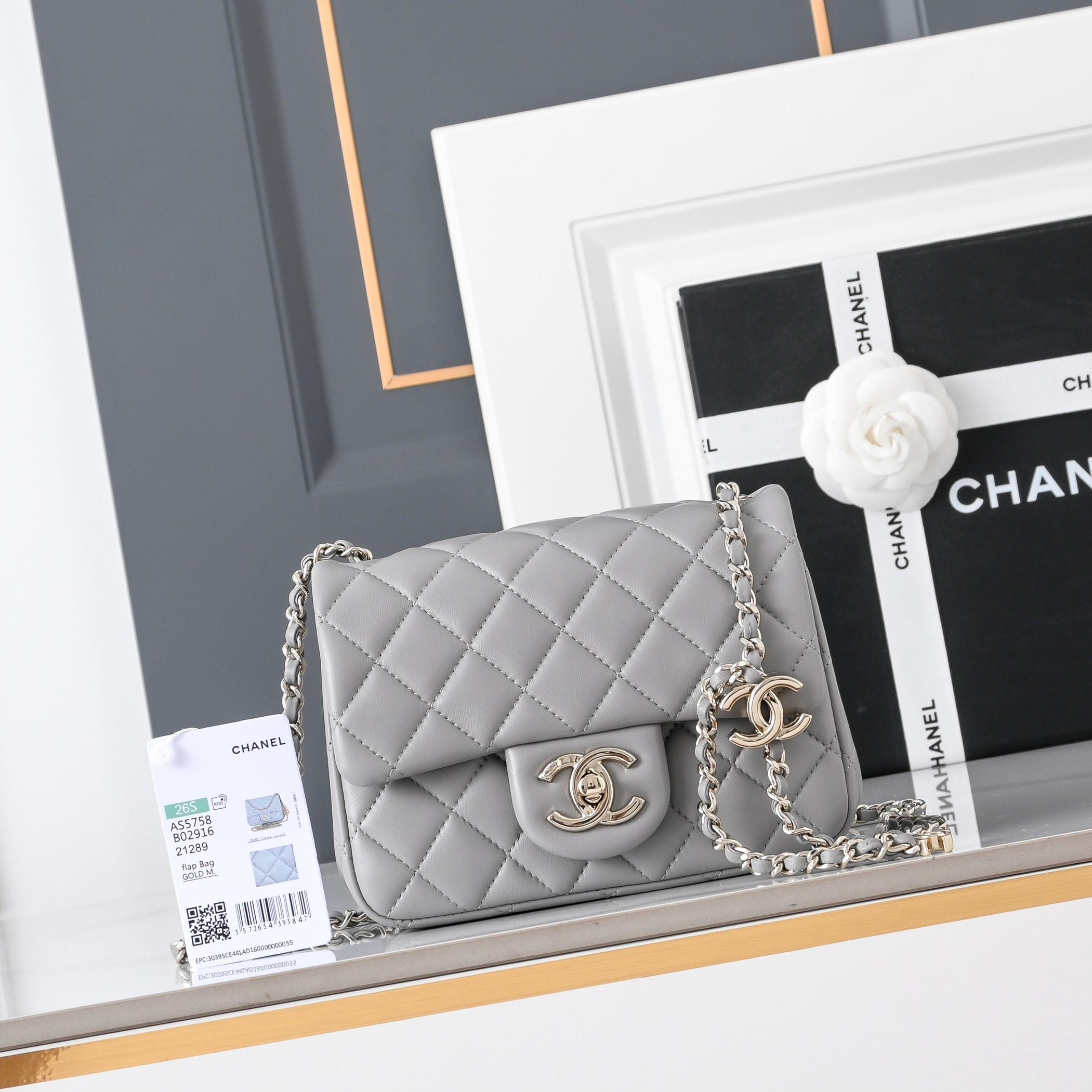 Ch*el classic flap handbag cf as5758 18x13x7cm