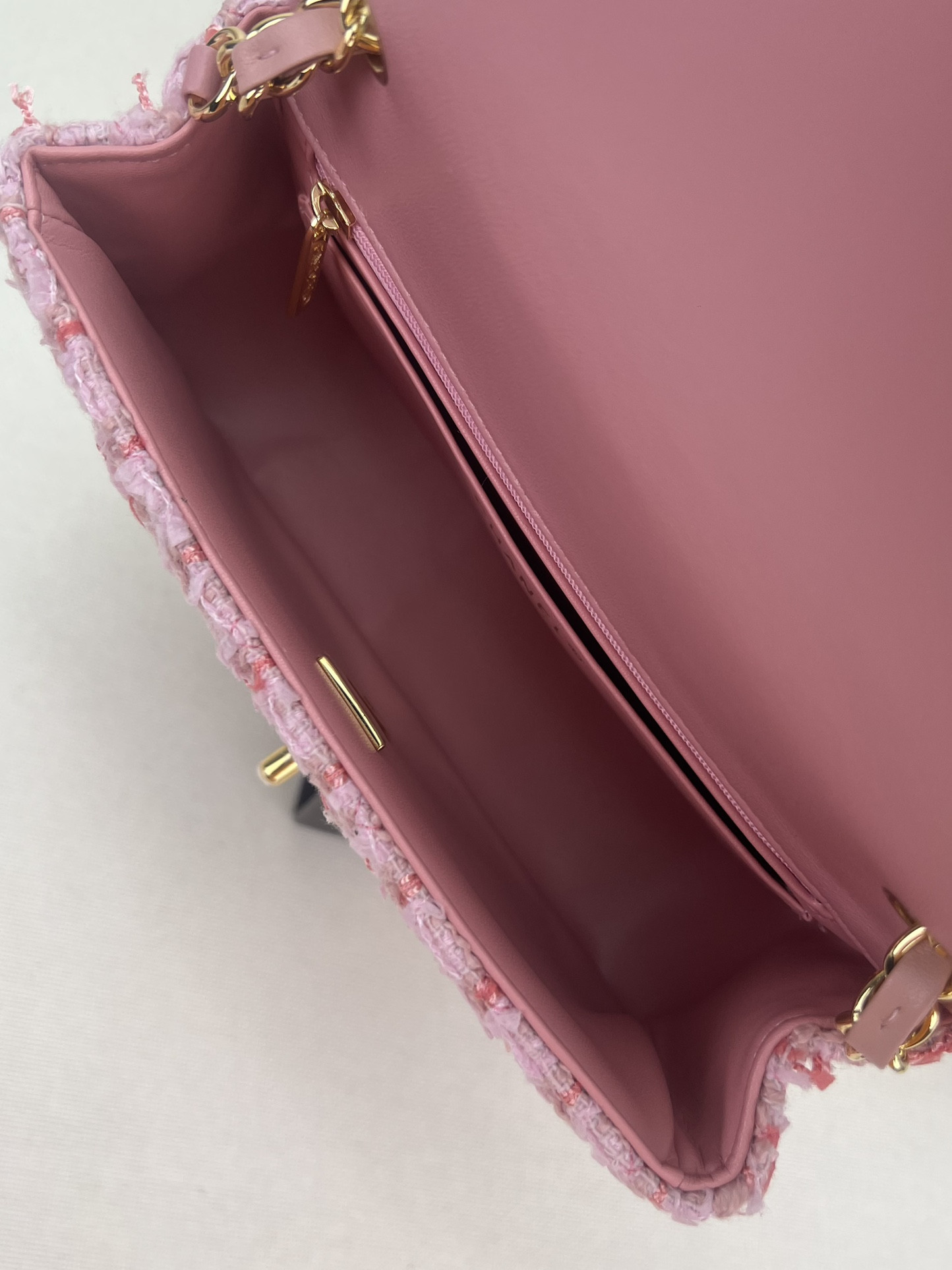 Ch*el classic flap bag 20x12x6cm