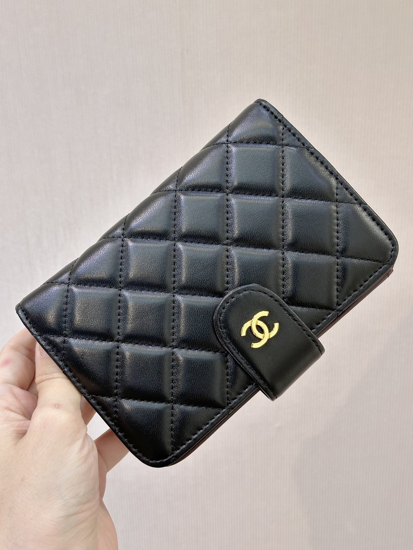 Ch*el matelasse wallet a48667 15.5x10x3cm