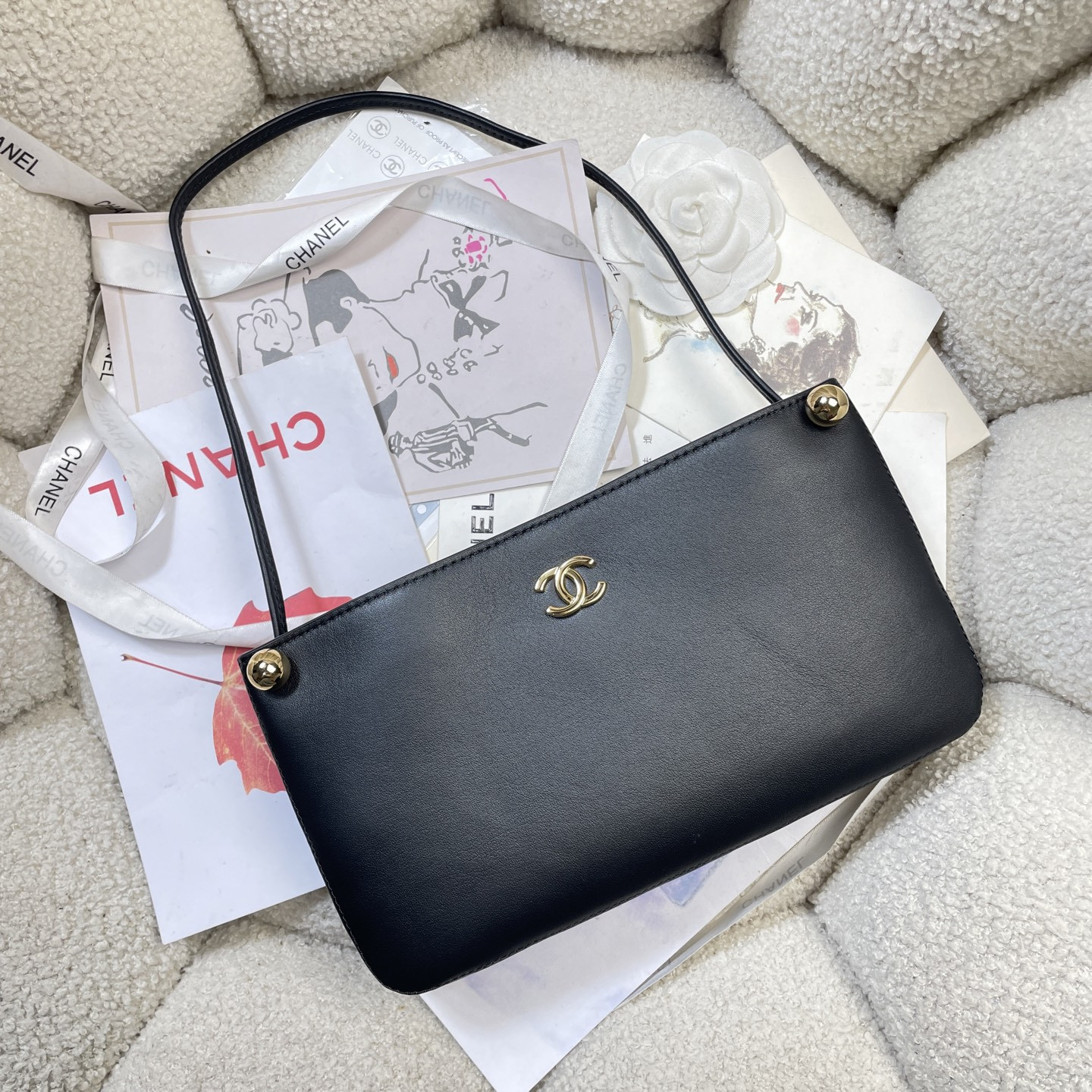 Ch*el hobo bag 25x14x4cm