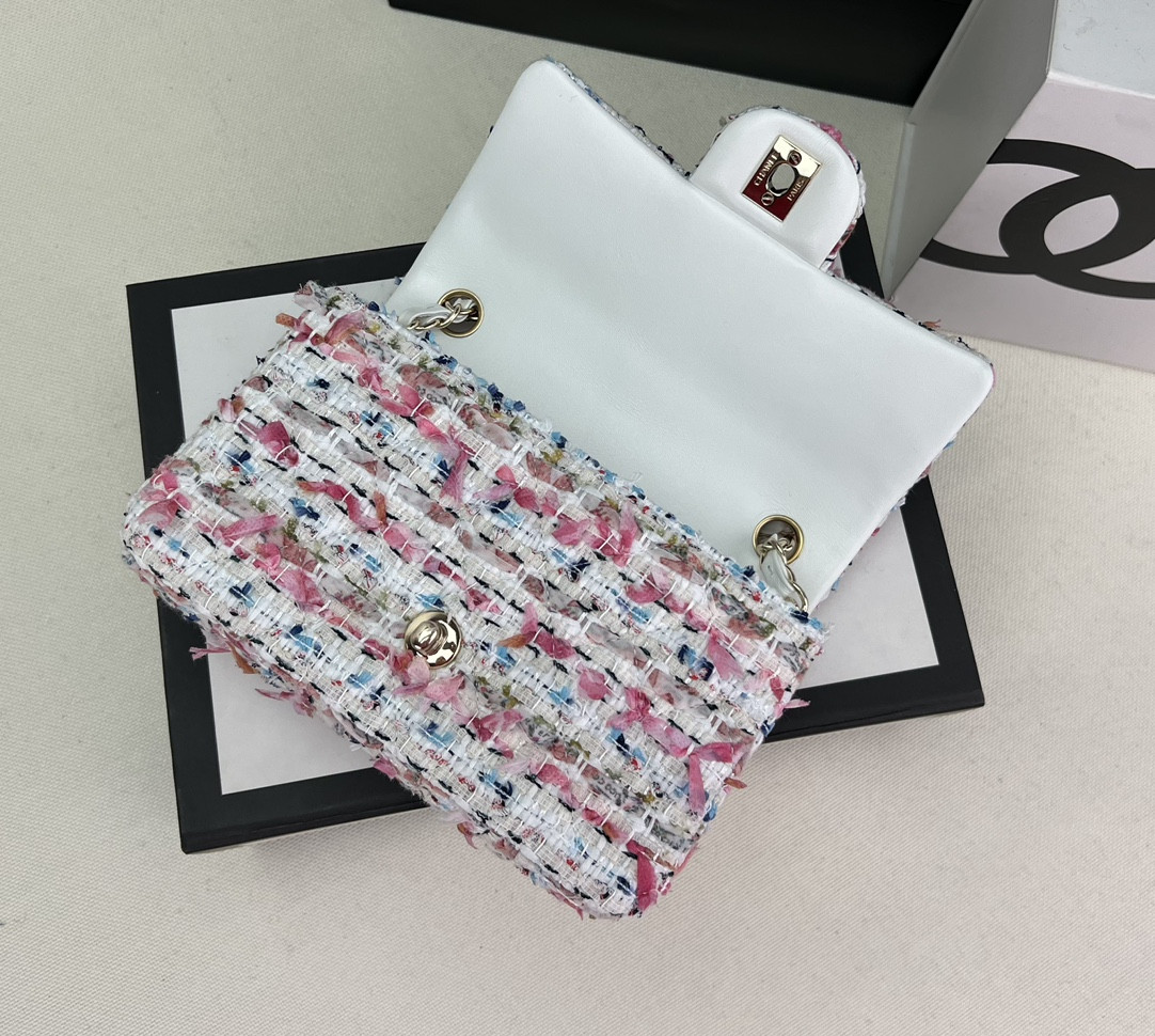 Ch*el mini classic 11.12 handbag 20 12 × 20 × 6 cm