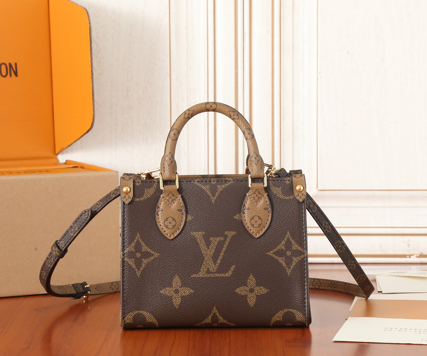 LV OnTheGo BB M46839 7.1 x 5.9 x 3.3 inches