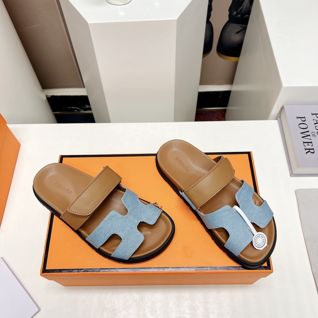 UA Hermès Chypre sandal
